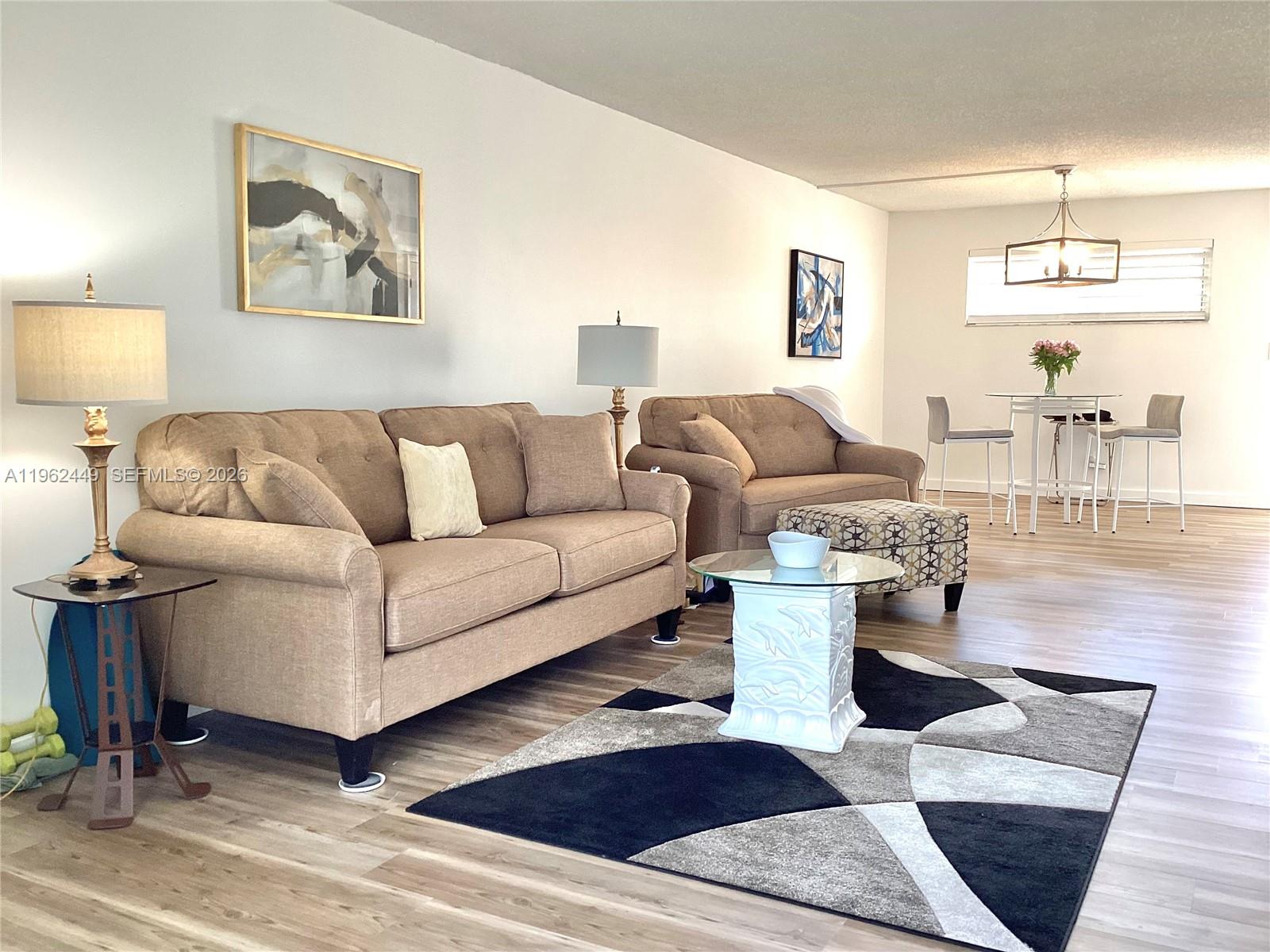 HOLLYBROOK GOLF AND TENNIS - Residential