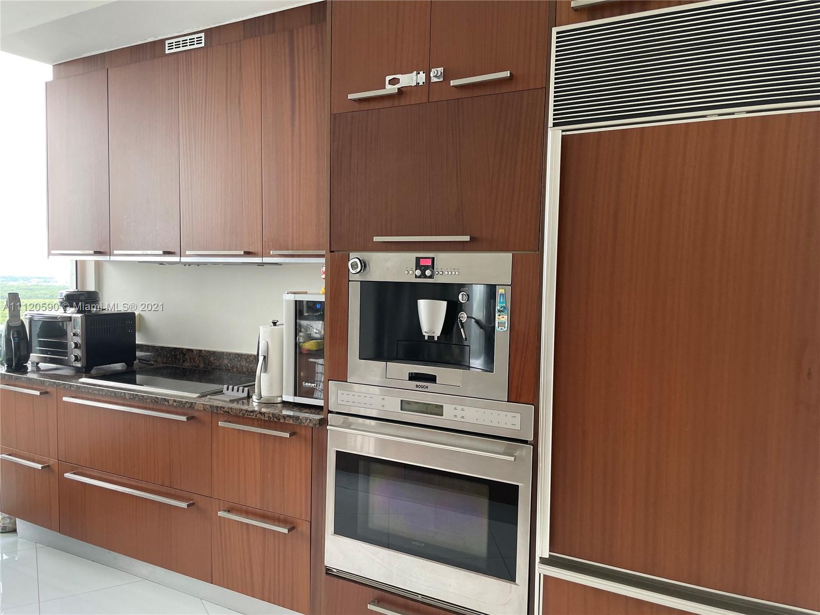 TDR TOWER III CONDO - Residential Lease