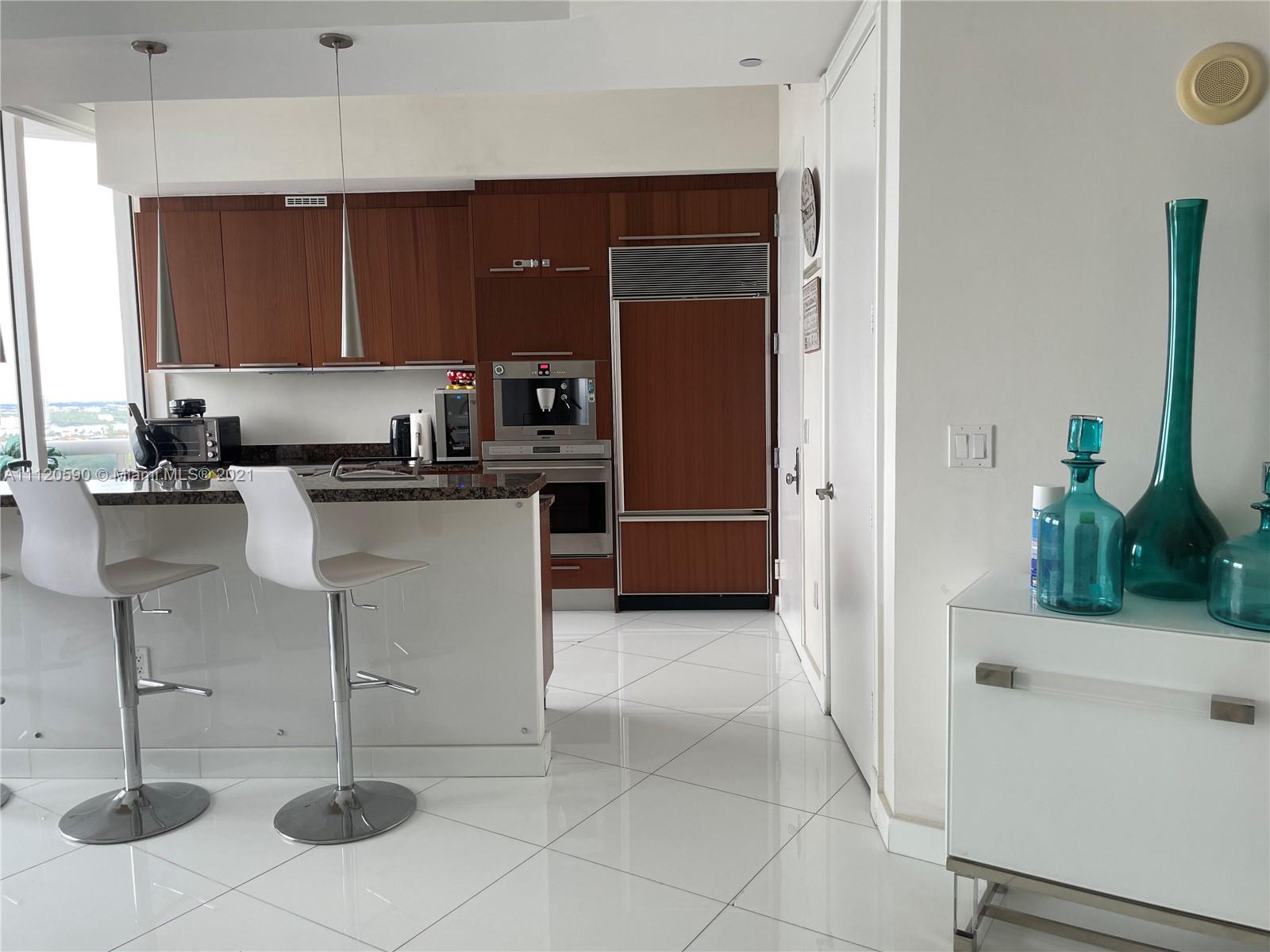 TDR TOWER III CONDO - Residential Lease