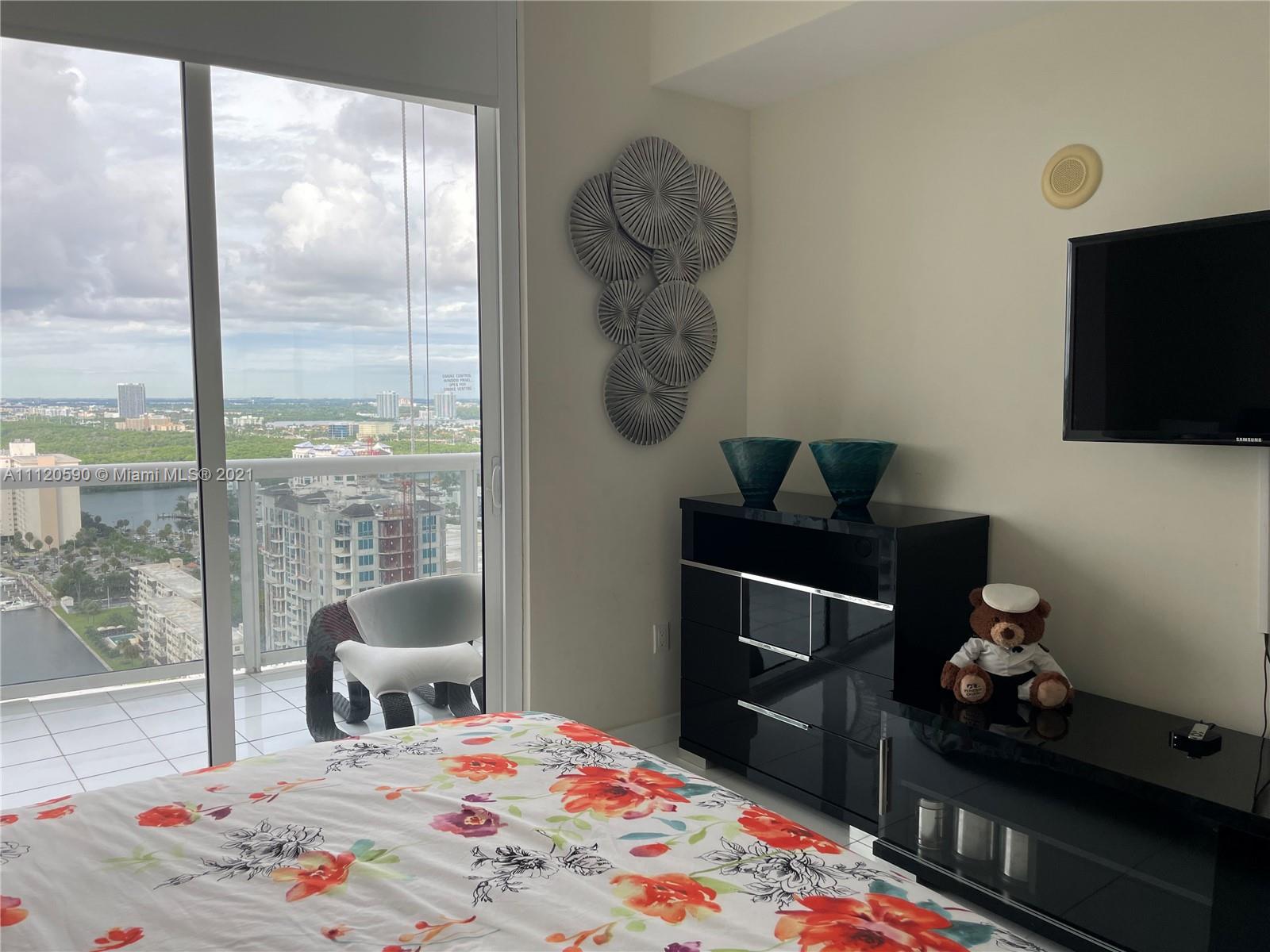 TDR TOWER III CONDO - Residential Lease