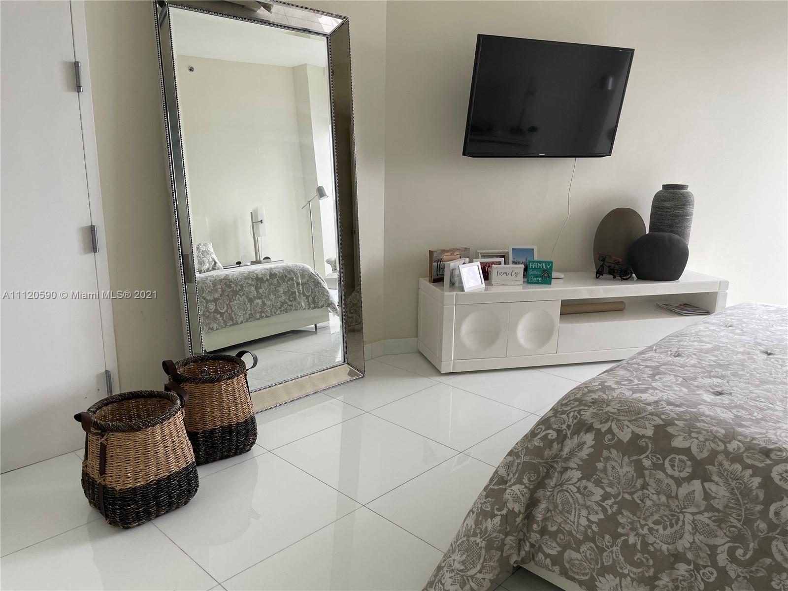 TDR TOWER III CONDO - Residential Lease