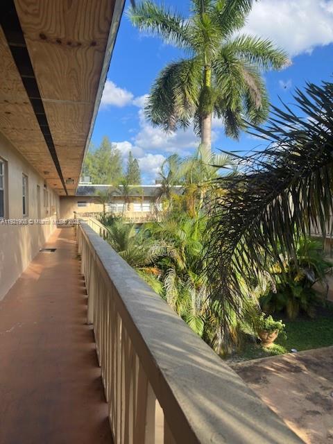 BISCAYNE PARK TERRACE CON - Residential