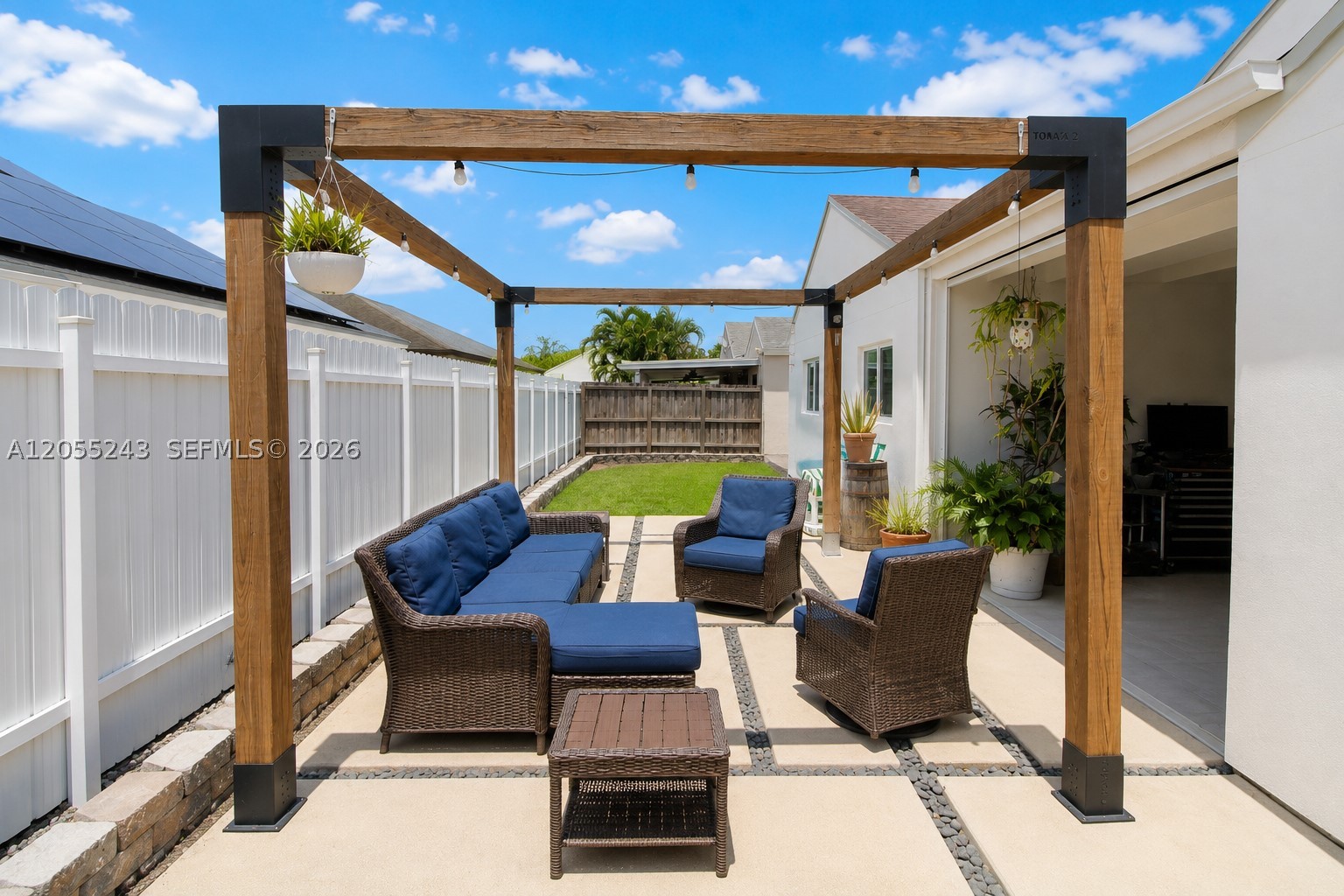 AMERICAN HOMES - Residential