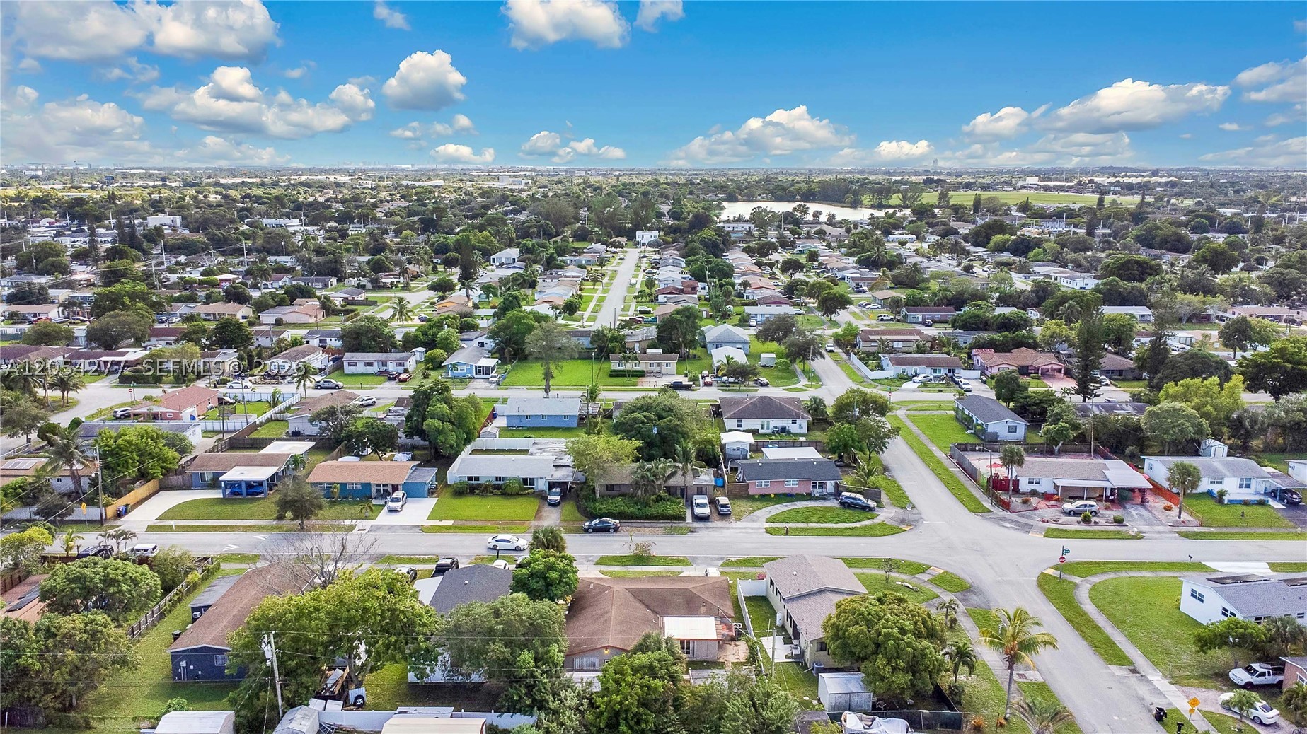 FLAMINGO VILLAGE 1ST ADD - Residential