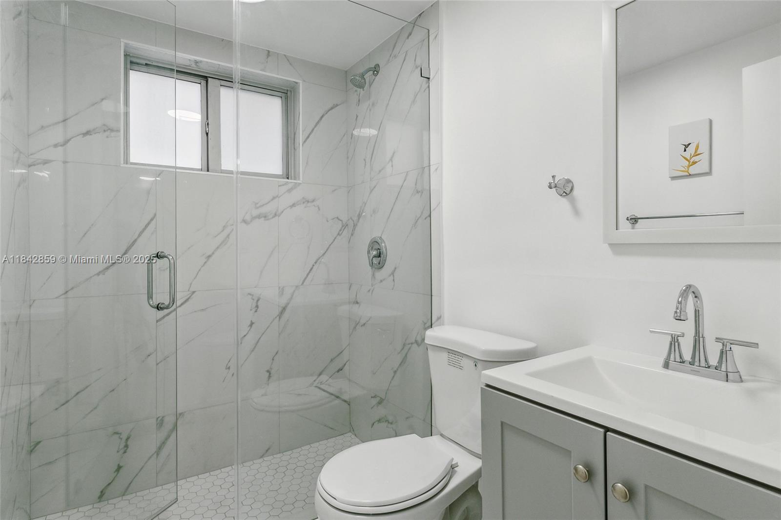BISCAYNE BCH SUB - Residential Lease