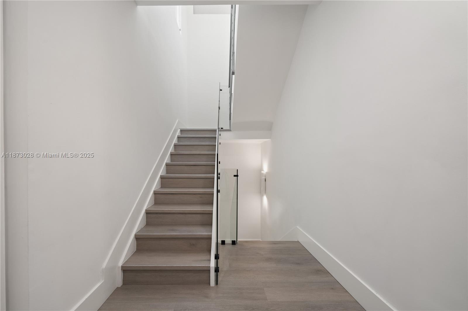 BEACHWALK - Residential Lease