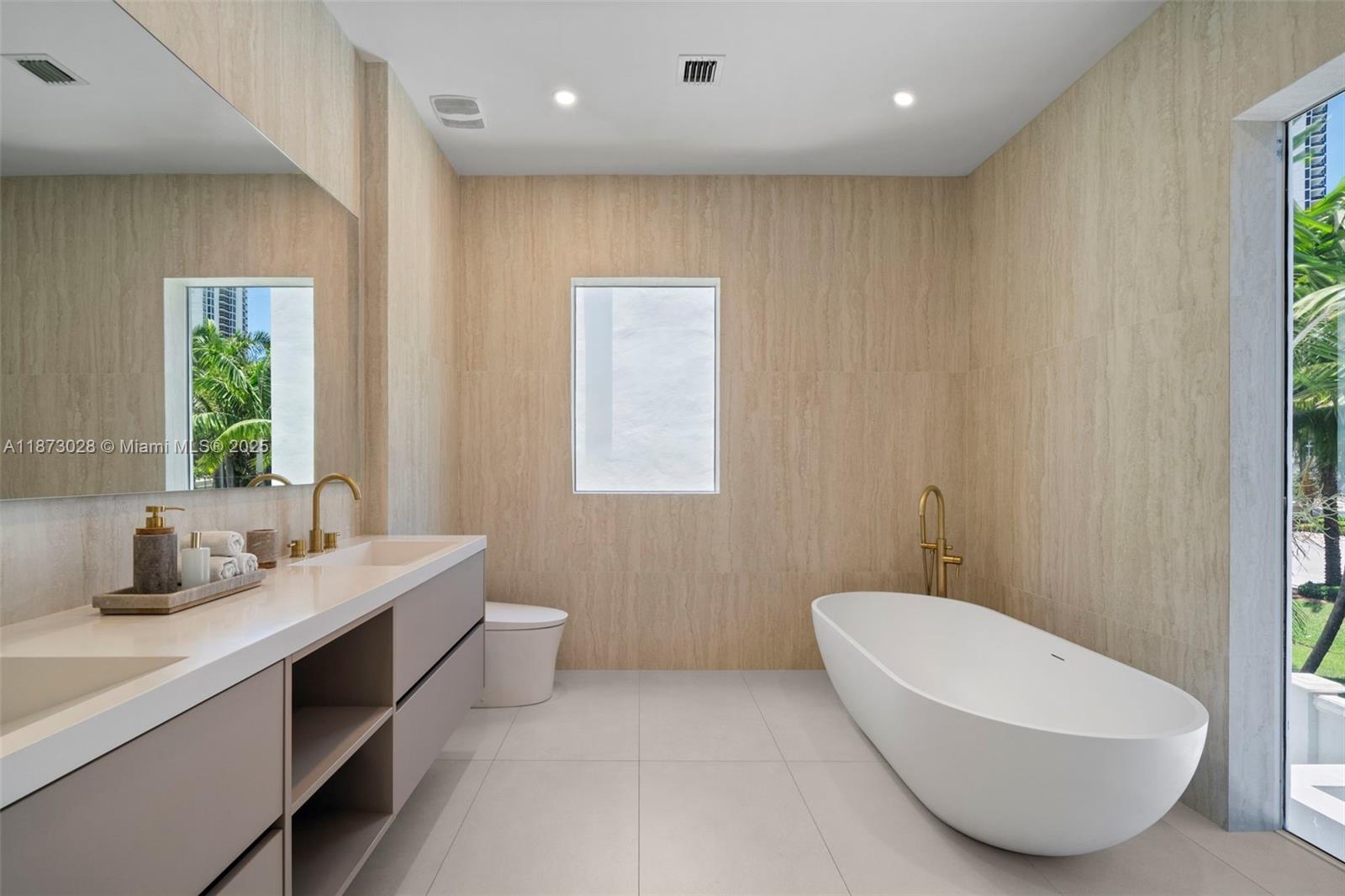 BEACHWALK - Residential Lease