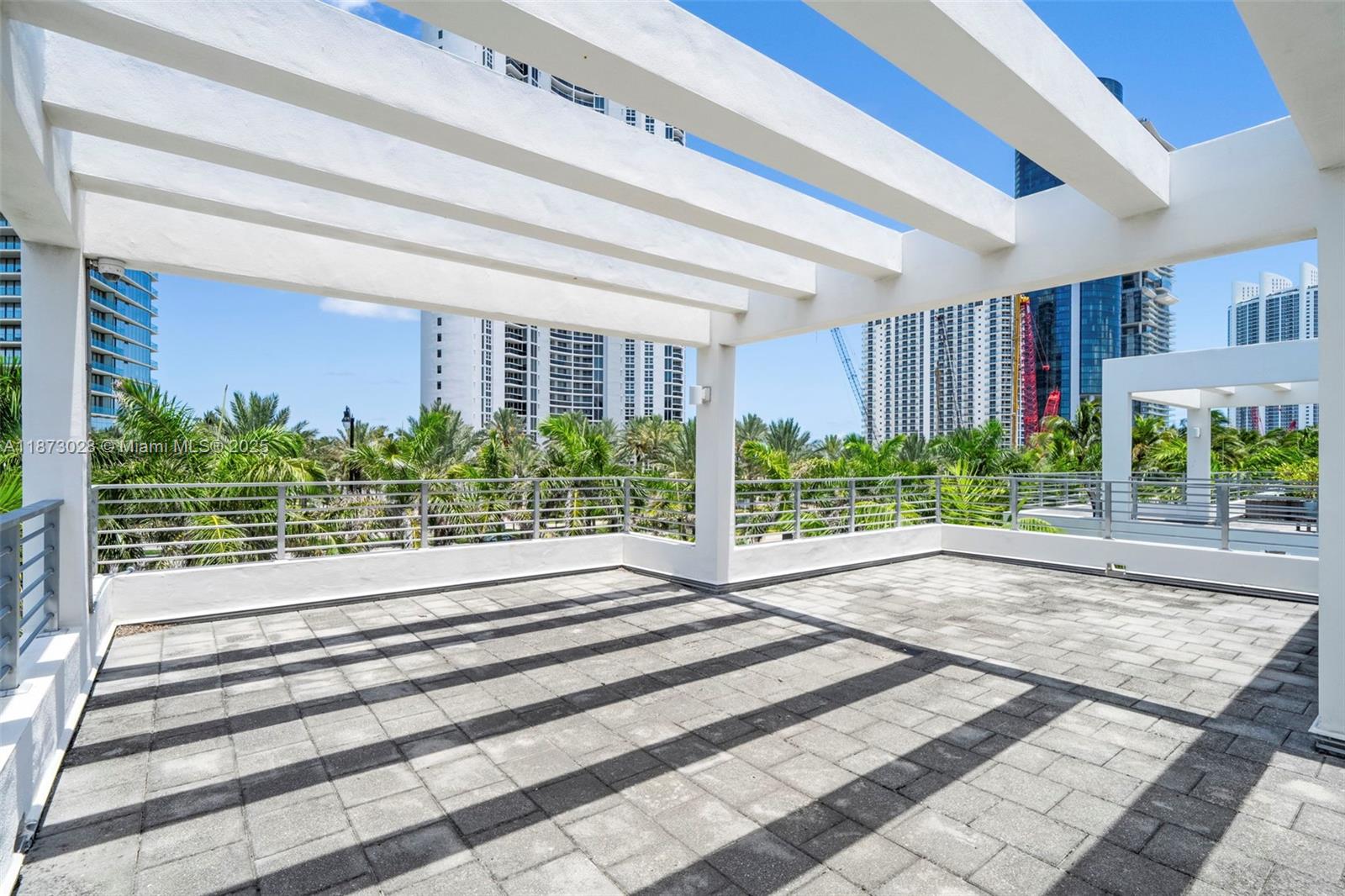 BEACHWALK - Residential Lease
