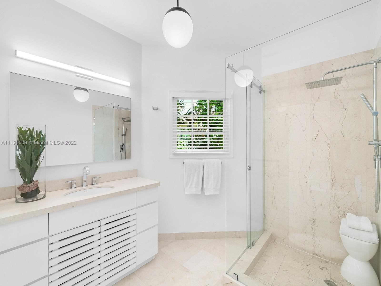 PINE ACRES ESTS - Residential