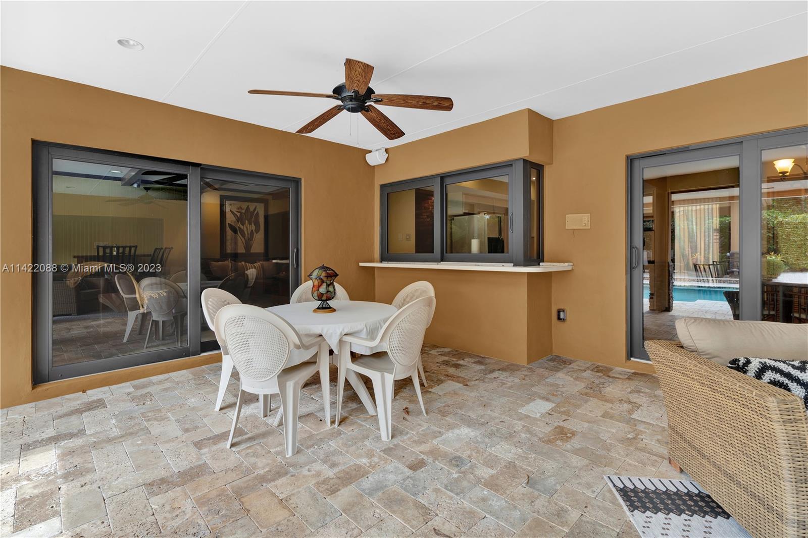 WOODMERE ESTATES - Residential