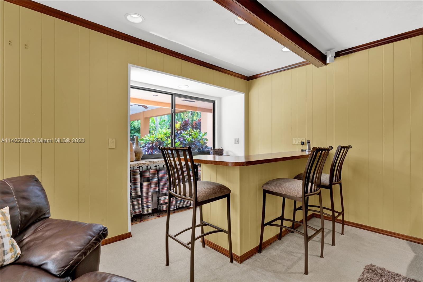 WOODMERE ESTATES - Residential