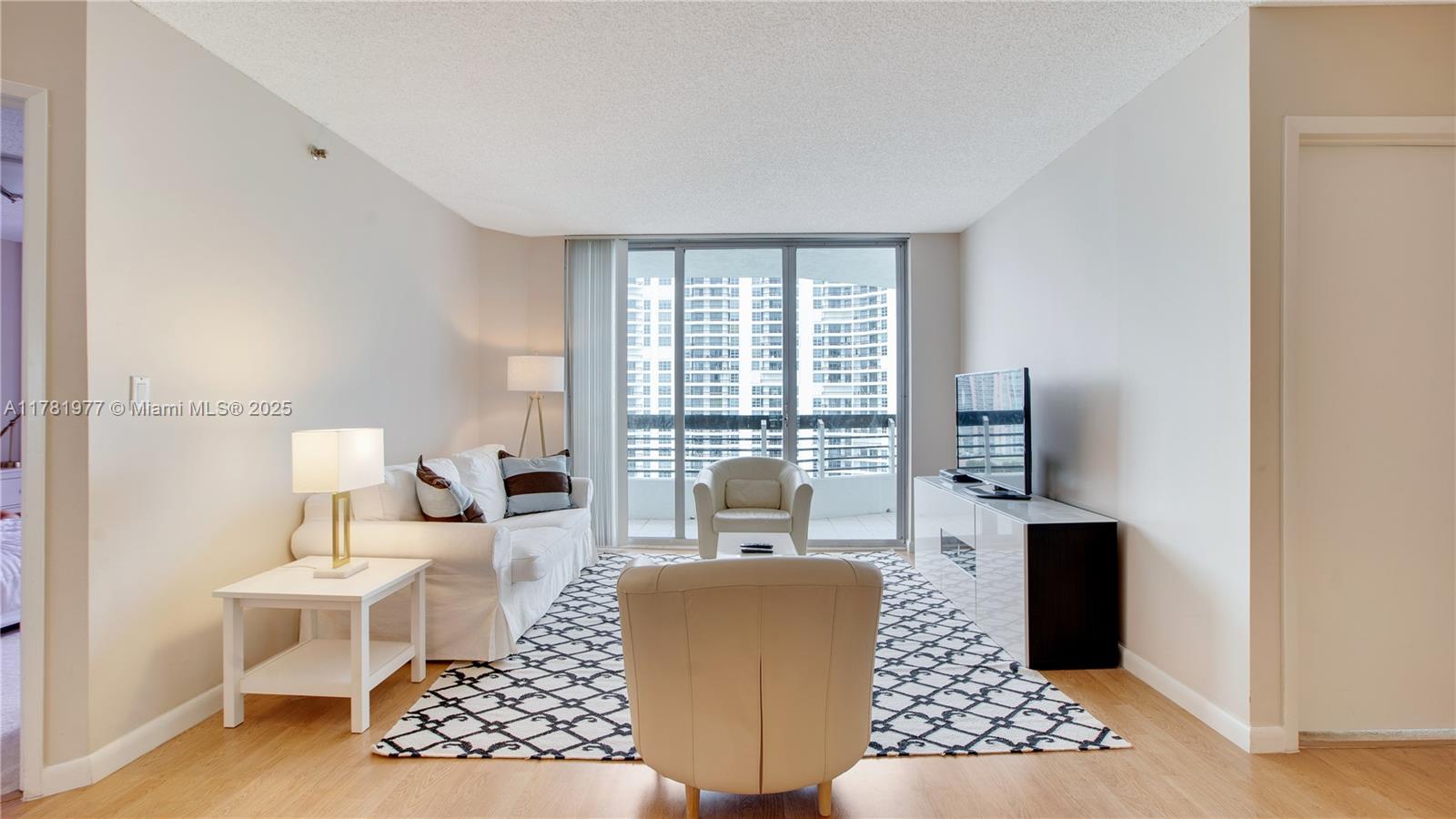MYSTIC POINTE CONDO NO ON - Residential Lease
