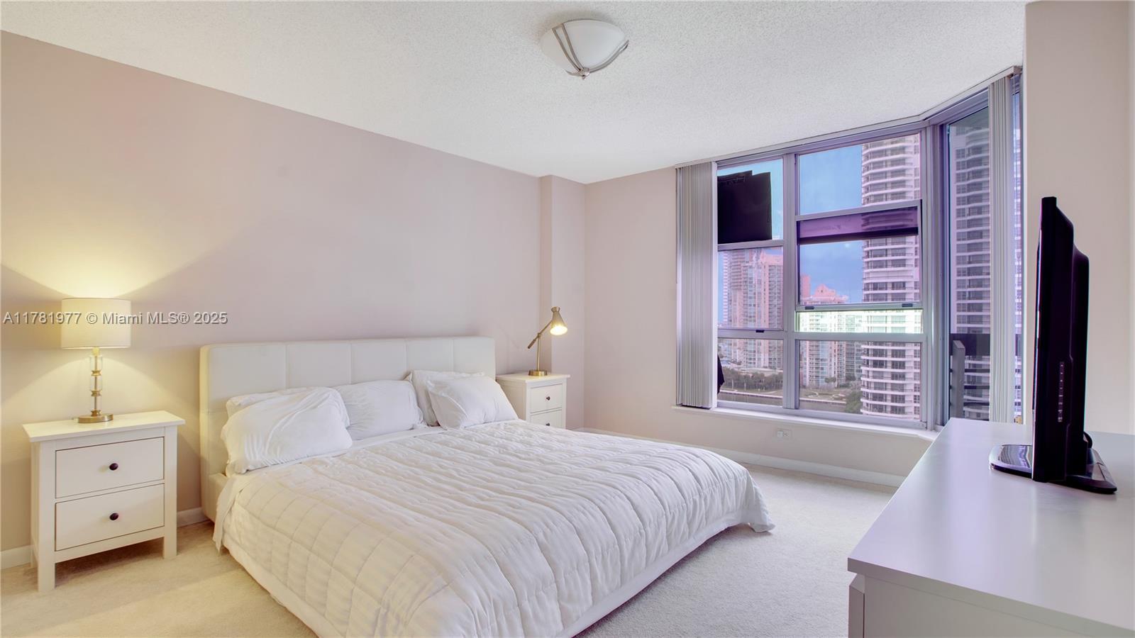 MYSTIC POINTE CONDO NO ON - Residential Lease