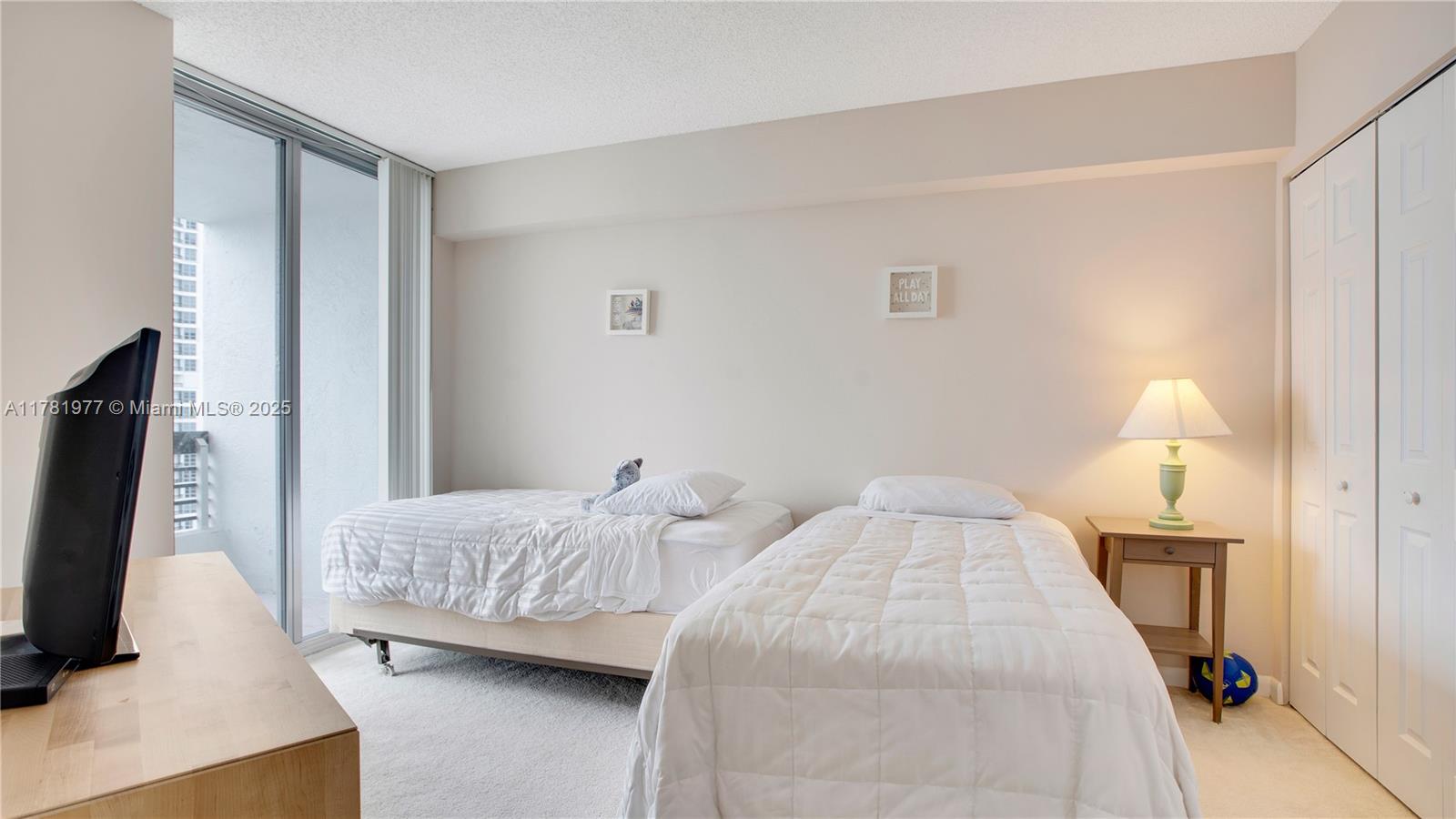 MYSTIC POINTE CONDO NO ON - Residential Lease