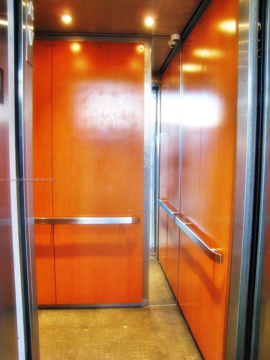 EUCLID EAST CONDOMINIUM - Residential Lease