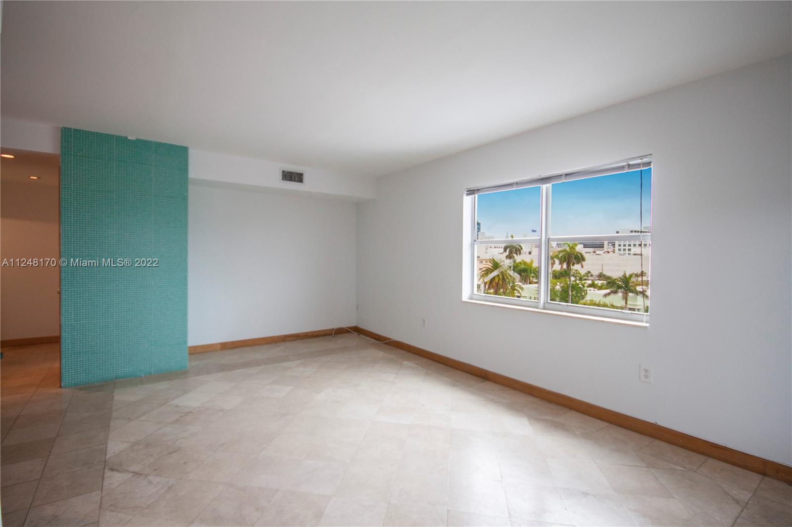 EUCLID EAST CONDOMINIUM - Residential Lease