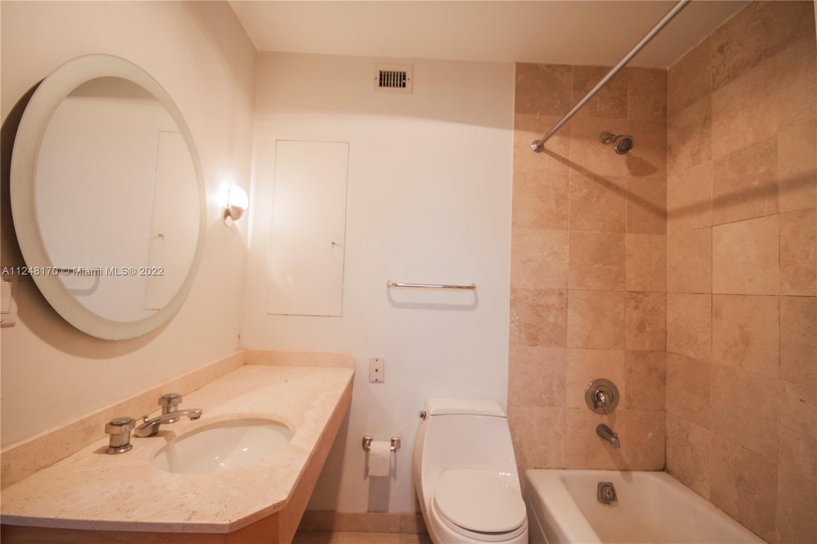 EUCLID EAST CONDOMINIUM - Residential Lease