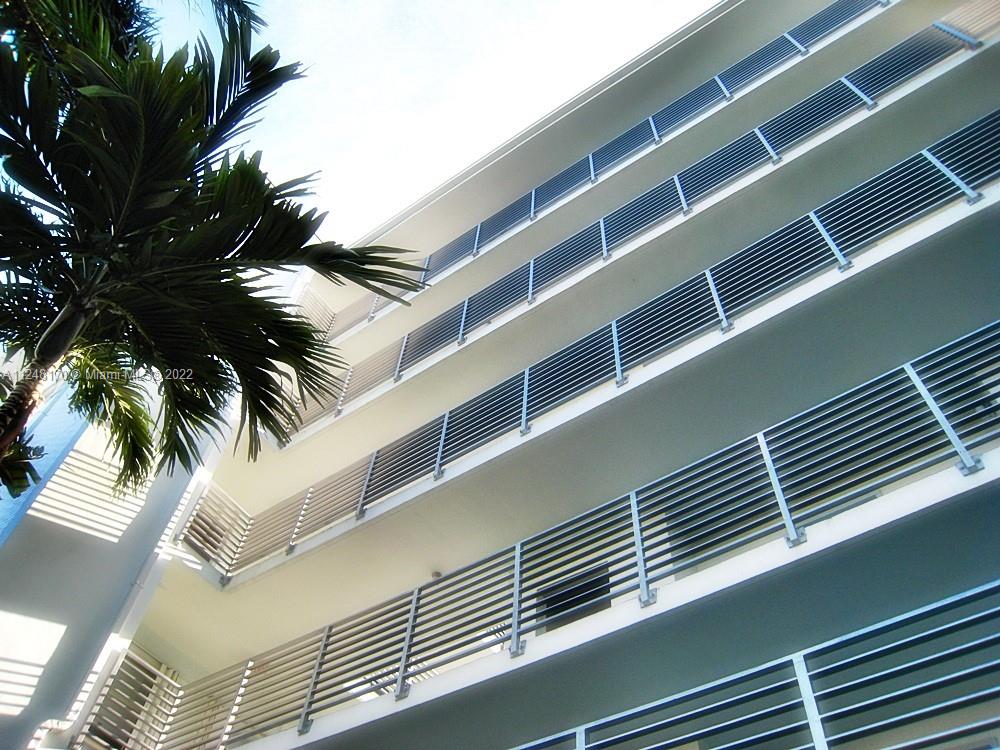 EUCLID EAST CONDOMINIUM - Residential Lease