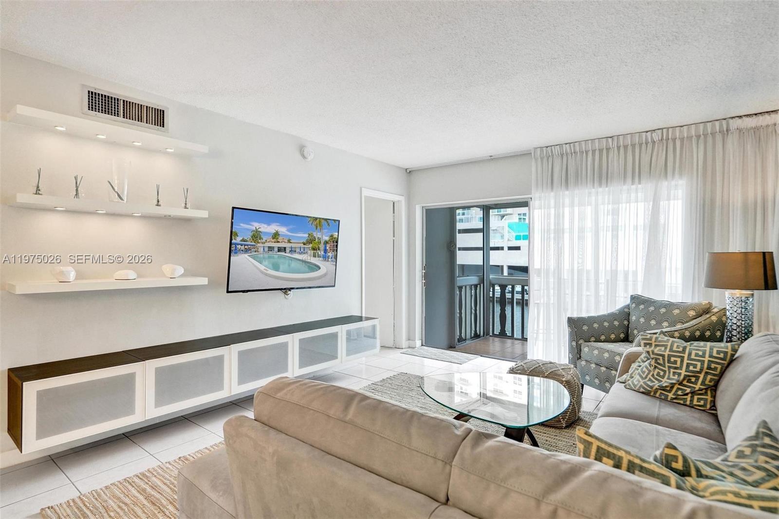 ISLE OF PARADISE CO-OP - Residential