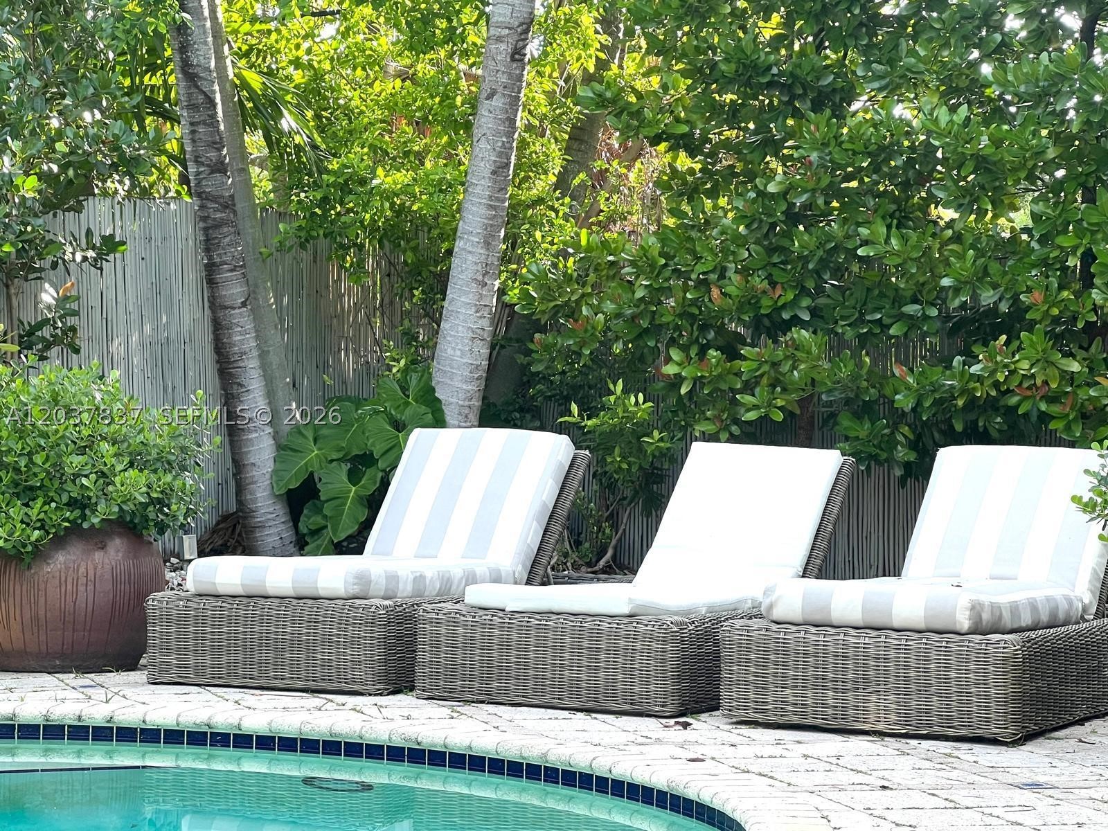BISCAYNE KEY ESTATES - Residential