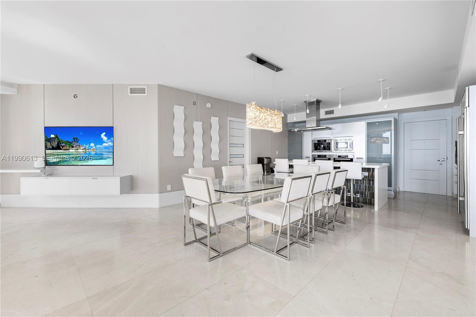 Trump Royale condo - Residential