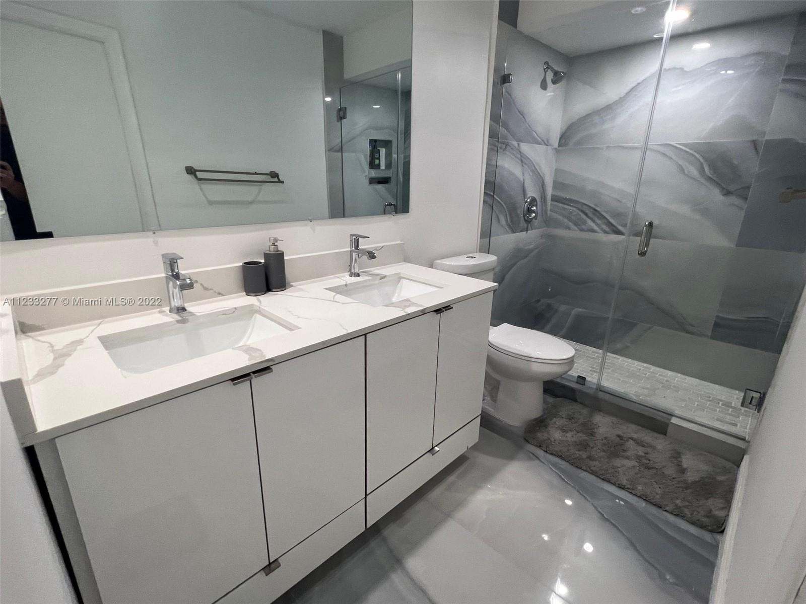 HILLTOP CONDO - Residential