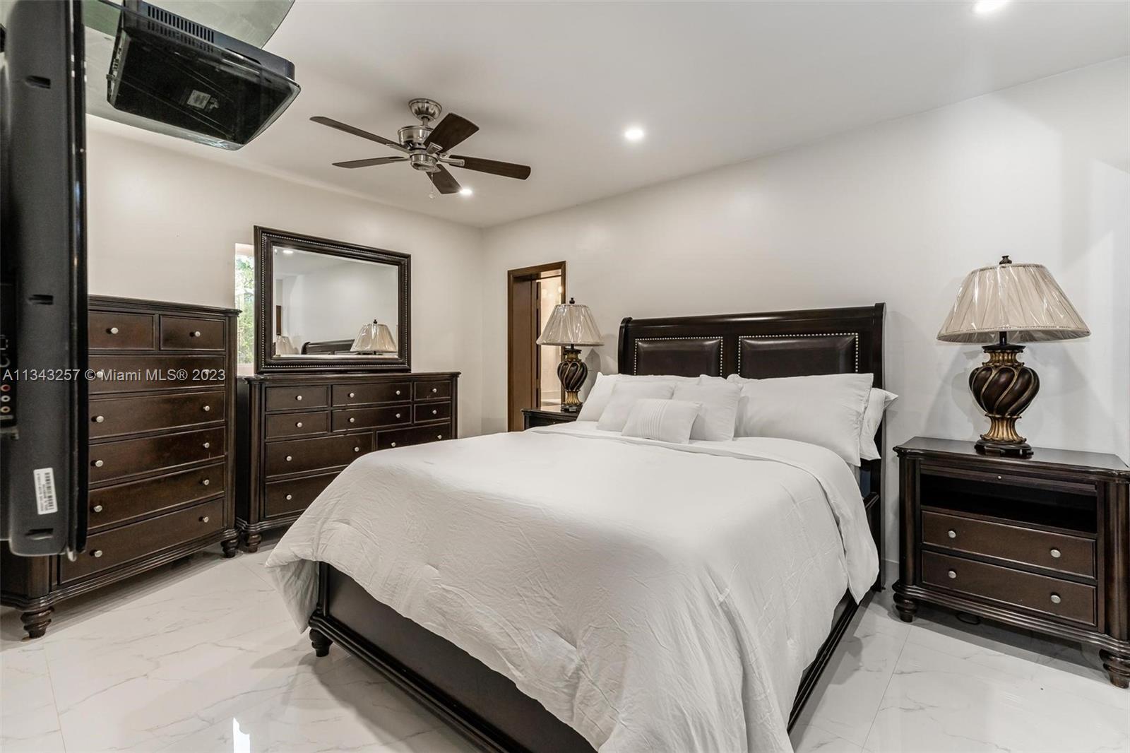 ROYALE GREEN TOWNHOUSE SE - Residential