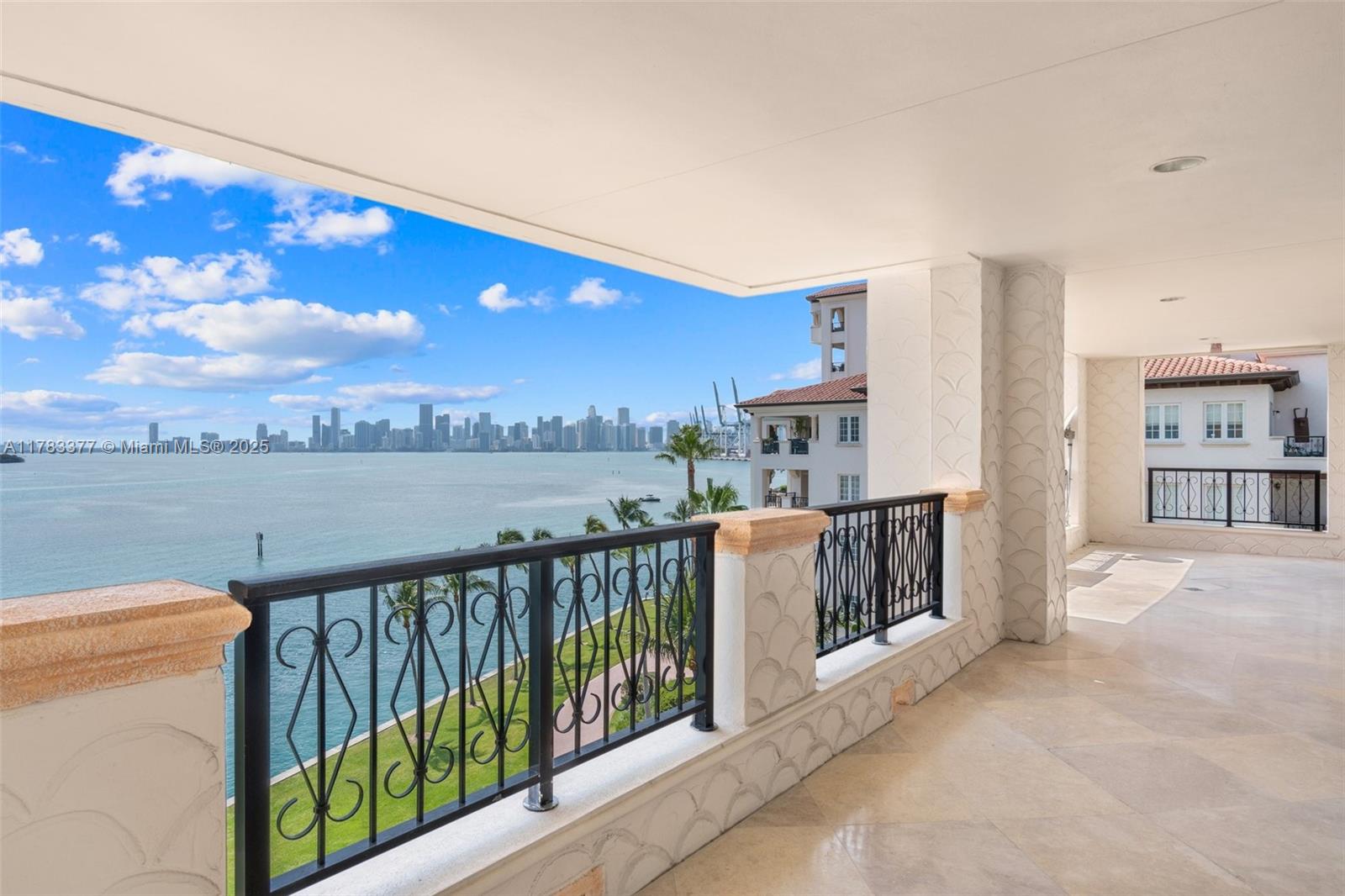 5100 BAYVIEW AT FISHER IS - Residential