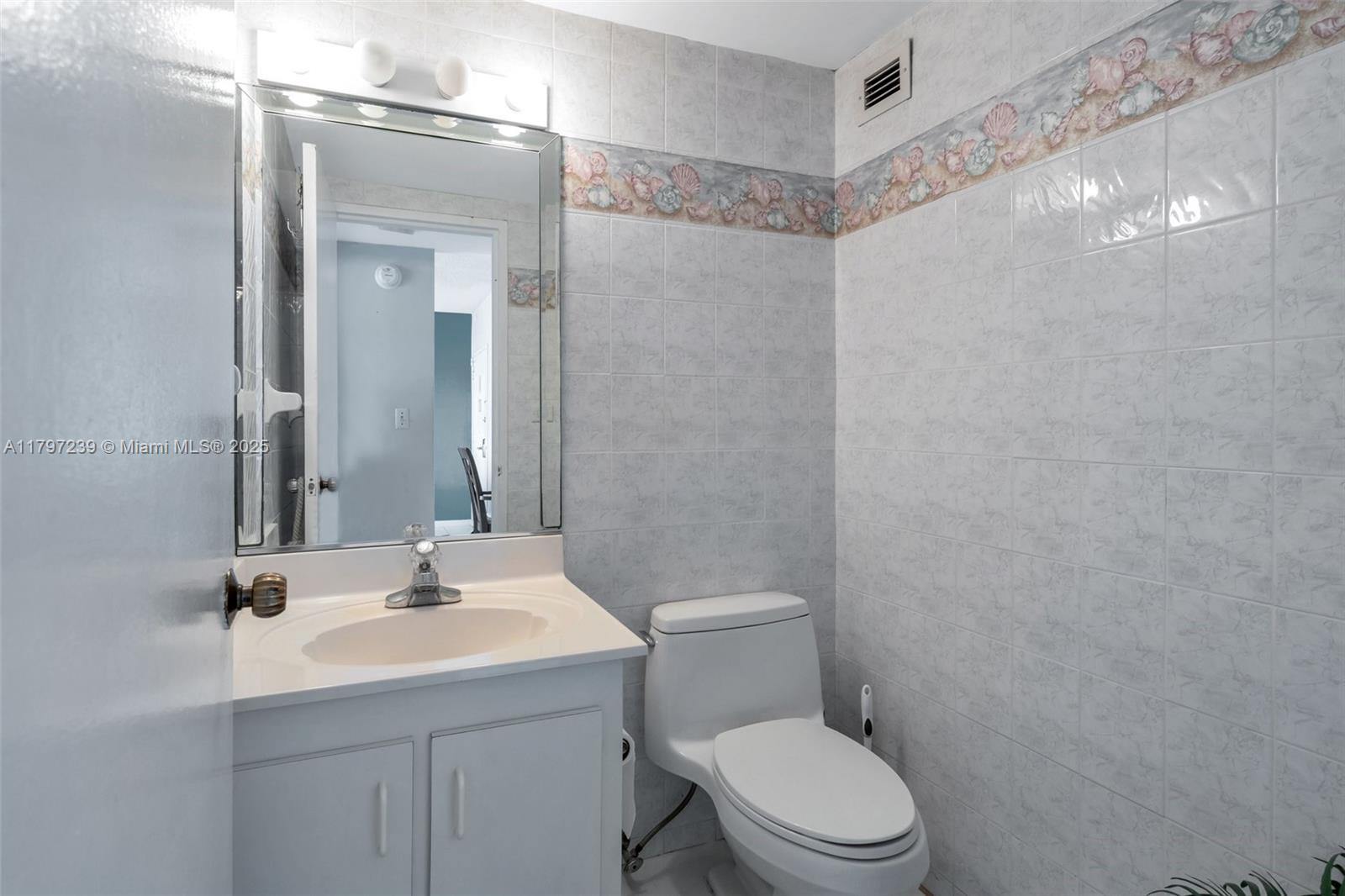 THE PAVILION CONDO - Residential