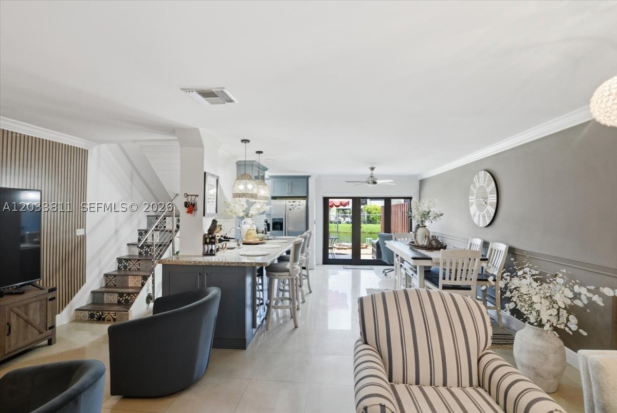 SUNSET PARK TOWN HOUSES - Residential Lease