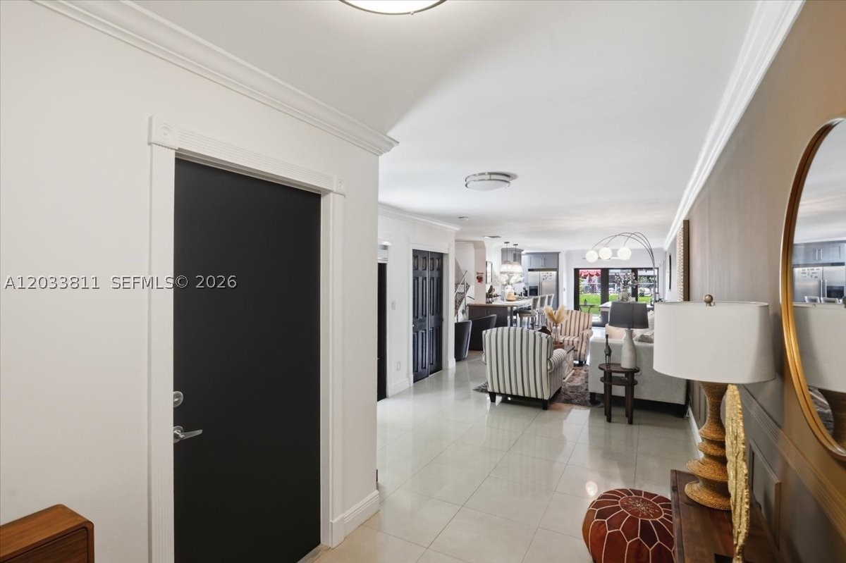 SUNSET PARK TOWN HOUSES - Residential Lease