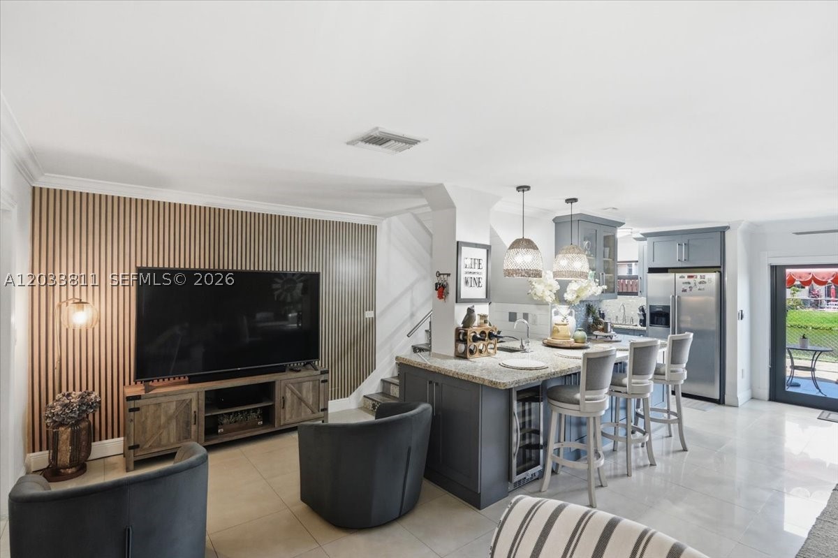 SUNSET PARK TOWN HOUSES - Residential Lease