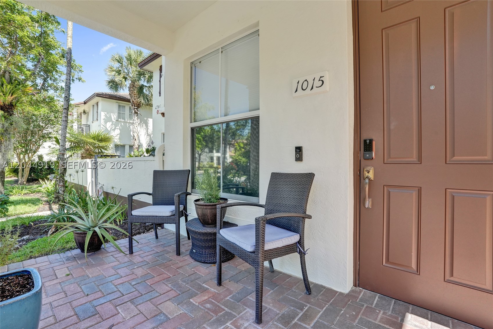 PALOMA LAKES - Residential