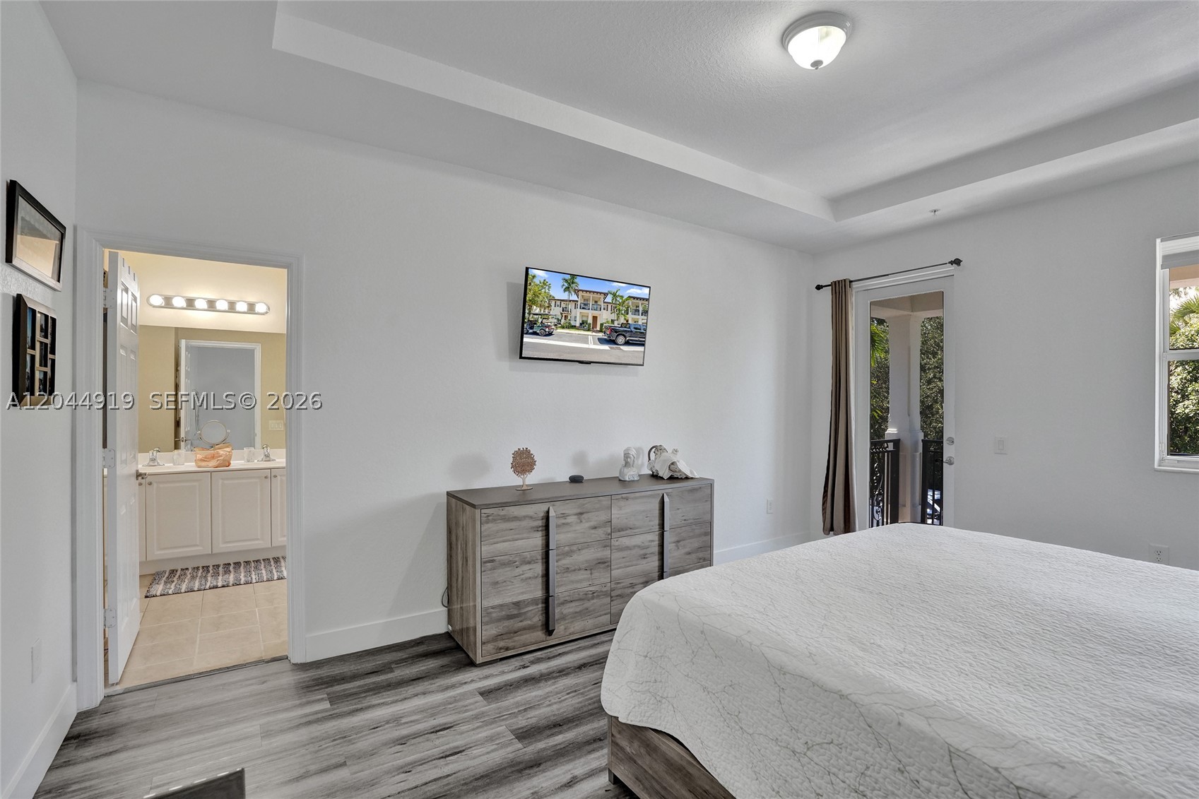 PALOMA LAKES - Residential