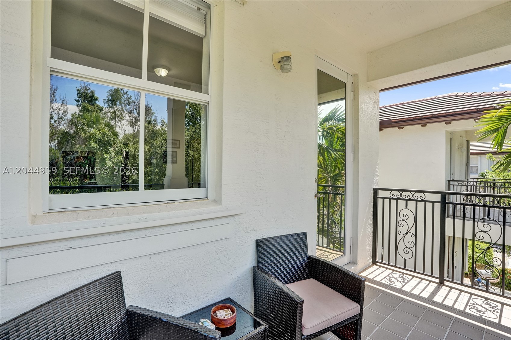 PALOMA LAKES - Residential