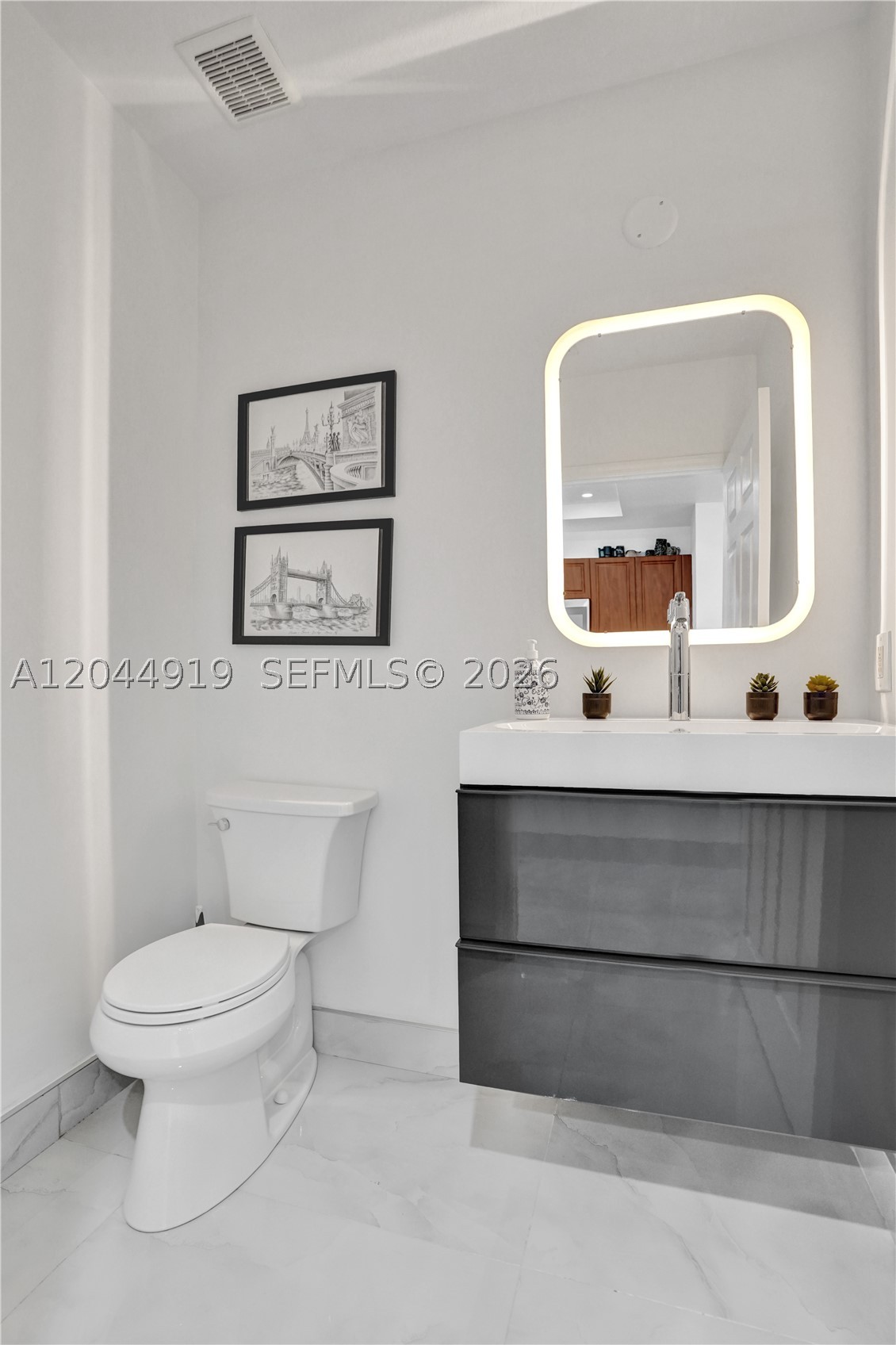 PALOMA LAKES - Residential