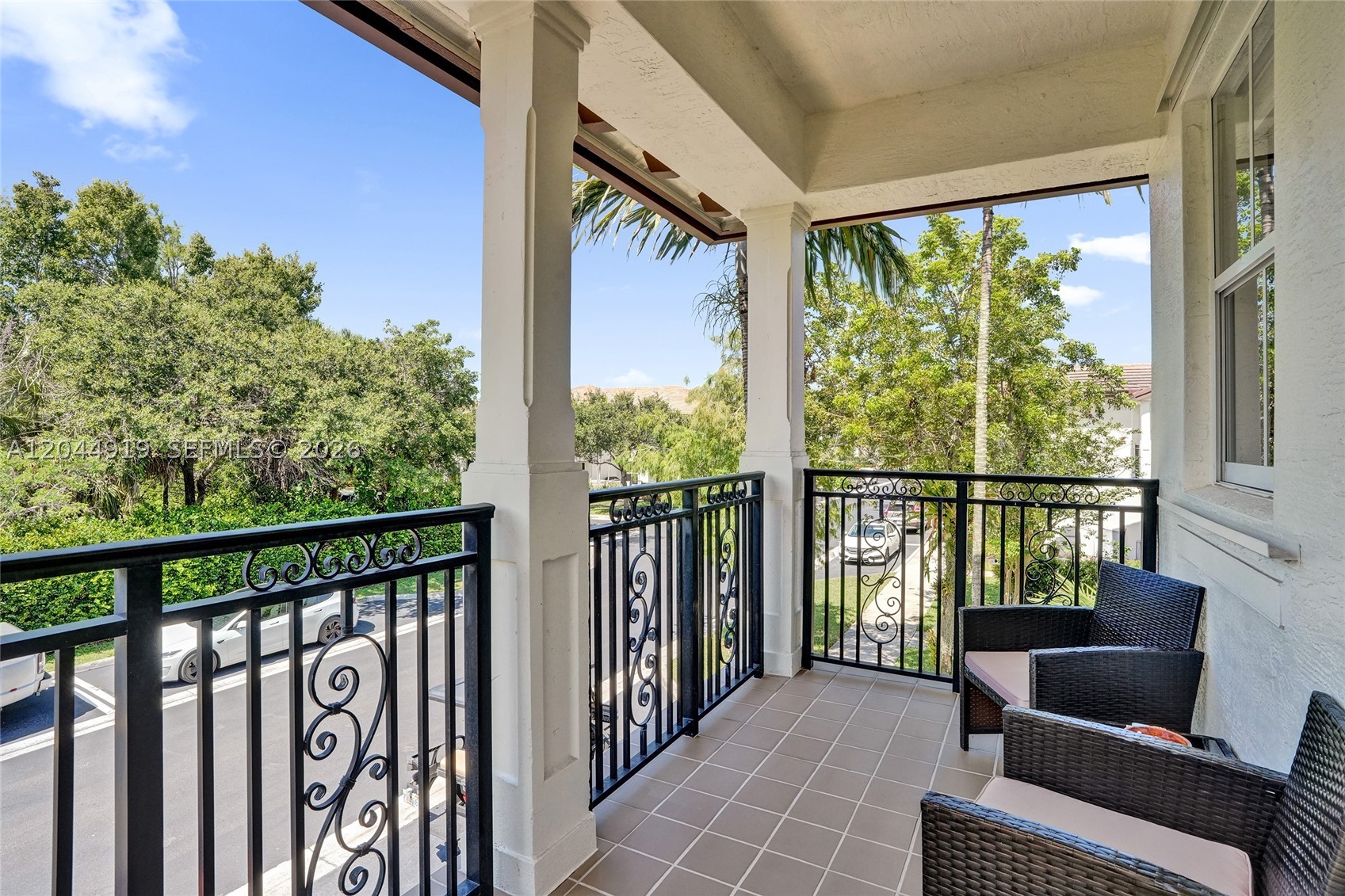 PALOMA LAKES - Residential