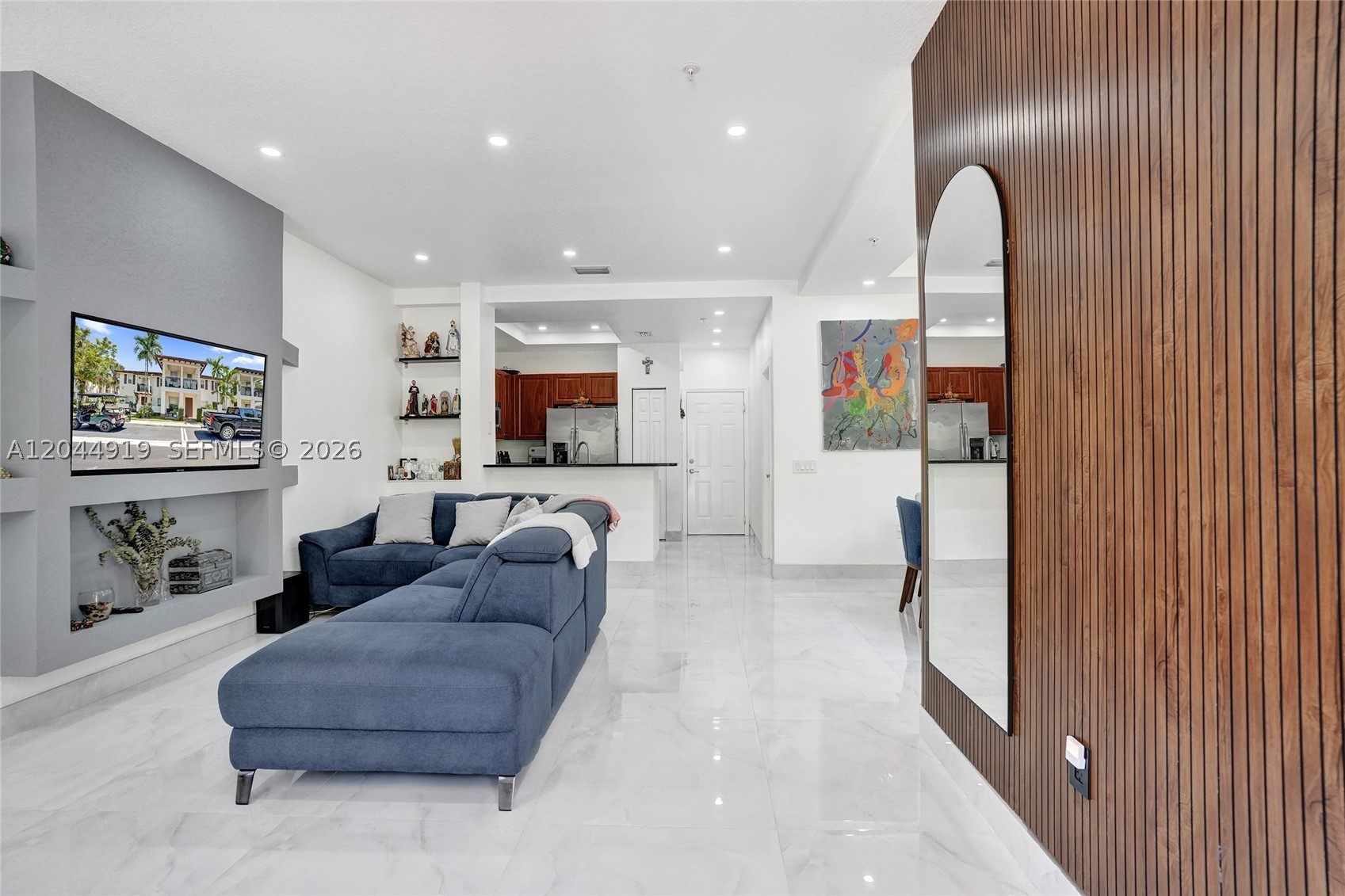 PALOMA LAKES - Residential
