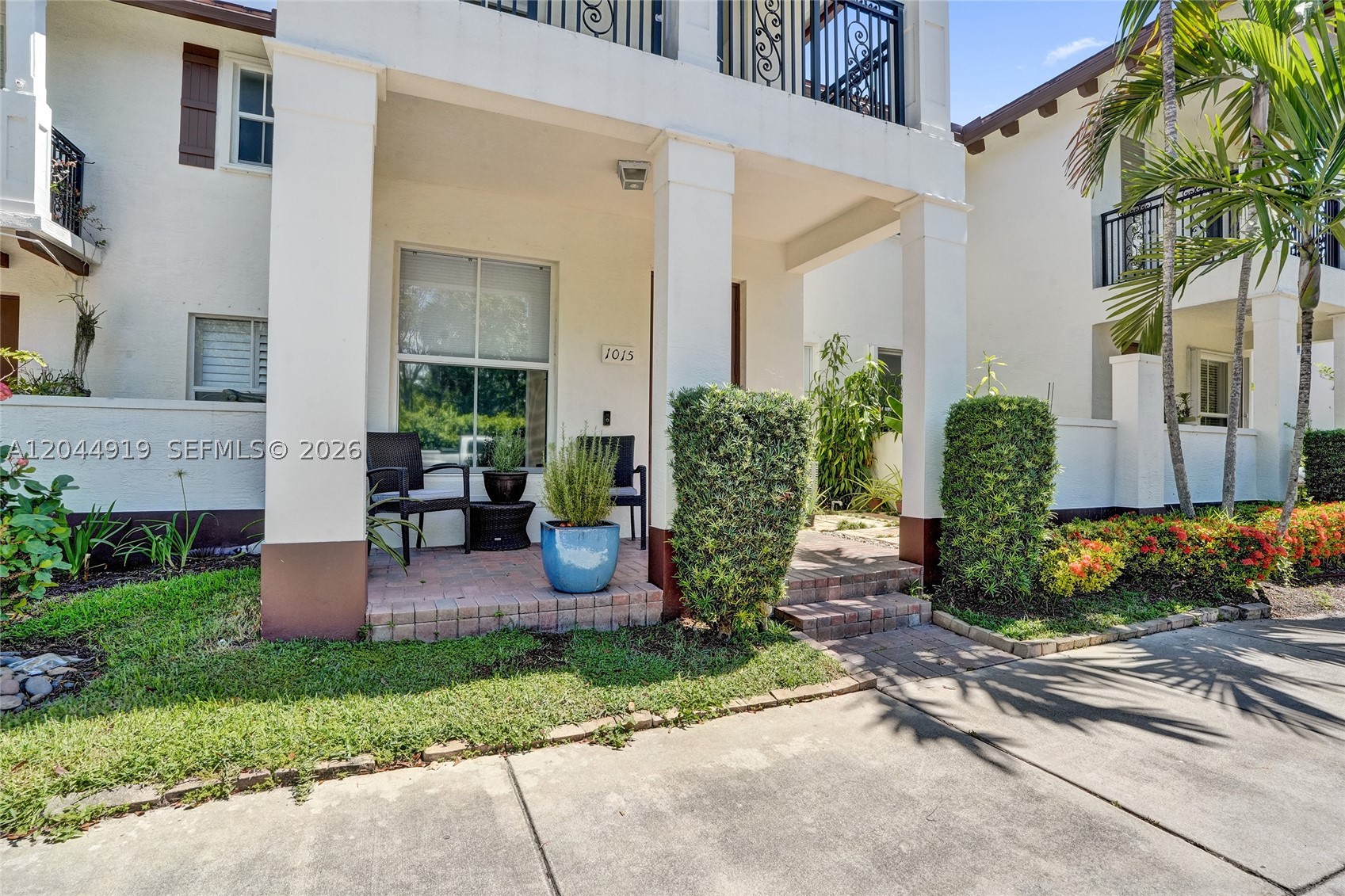 PALOMA LAKES - Residential