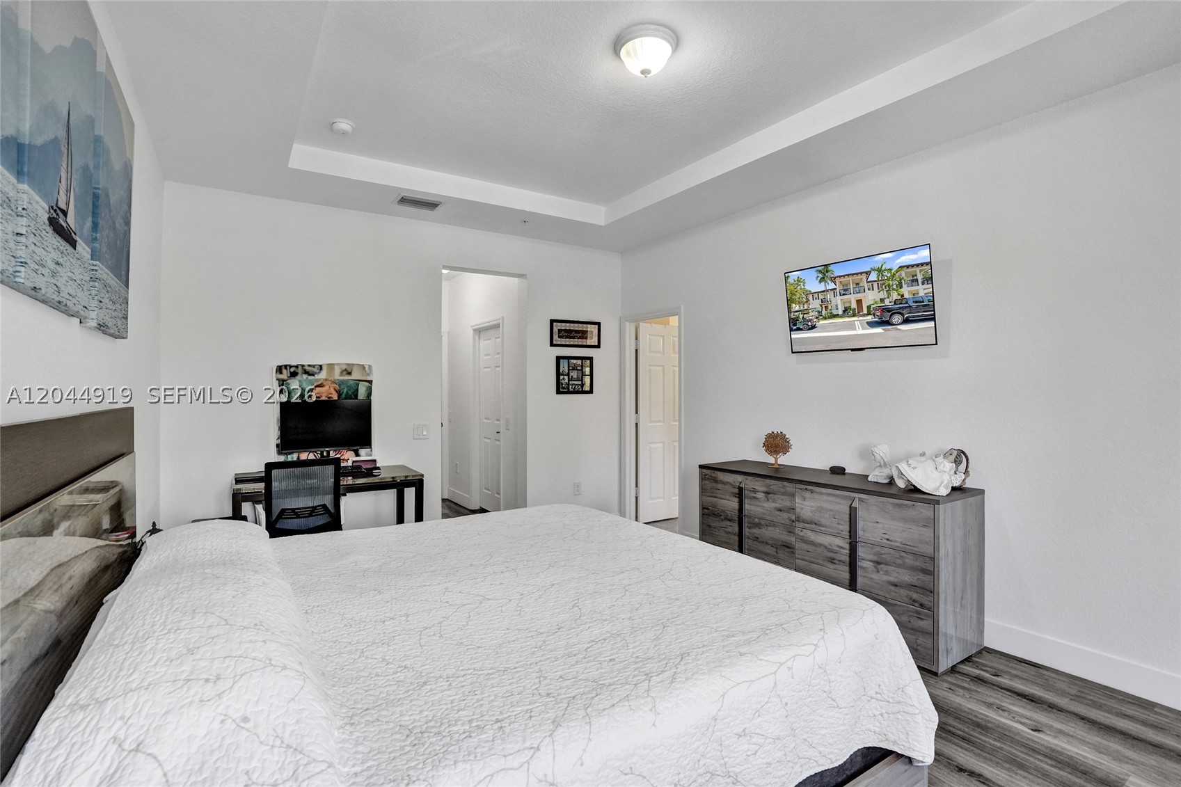 PALOMA LAKES - Residential
