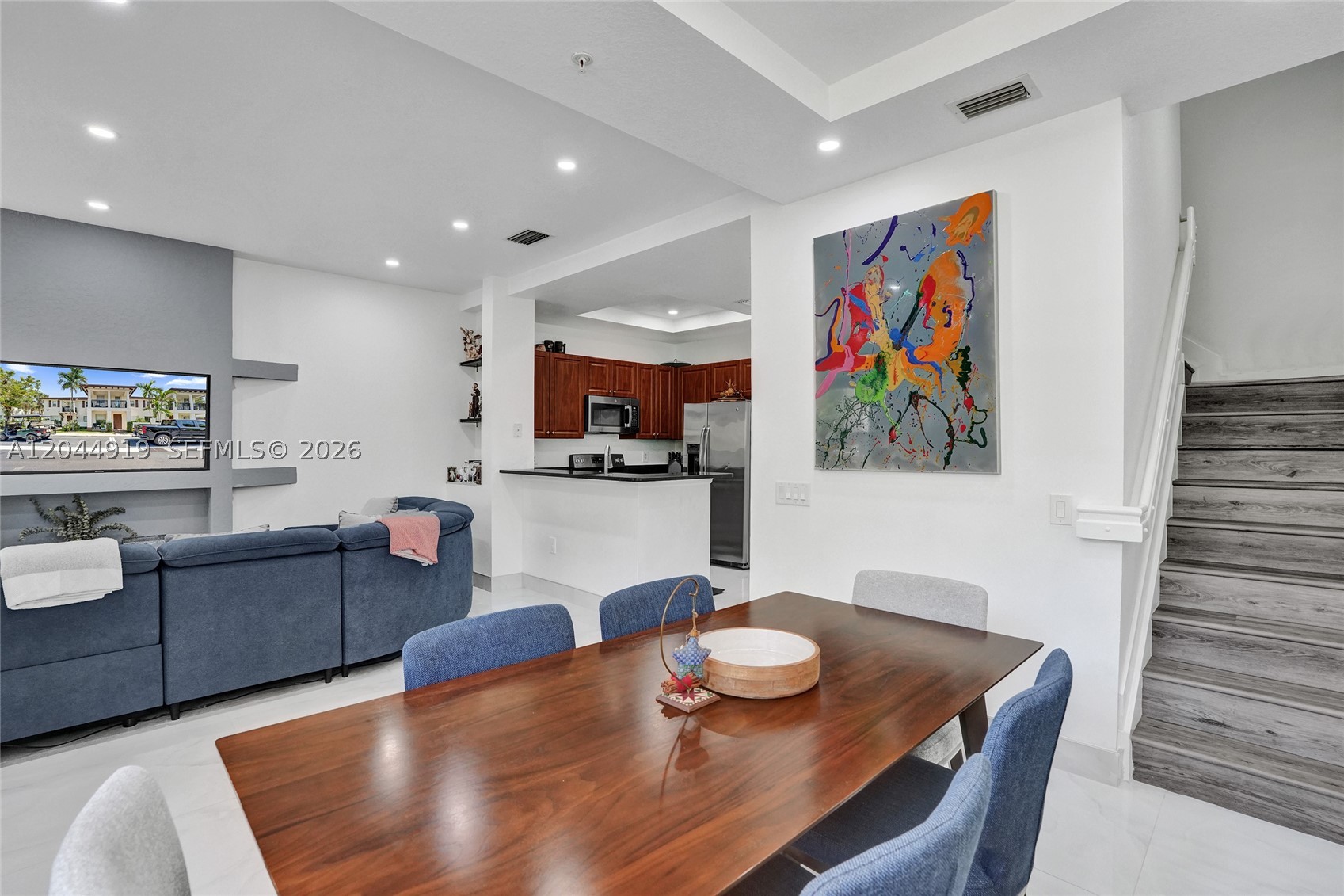 PALOMA LAKES - Residential