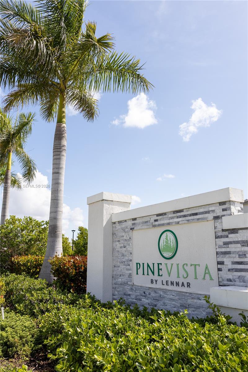 PINE ISLE - Residential