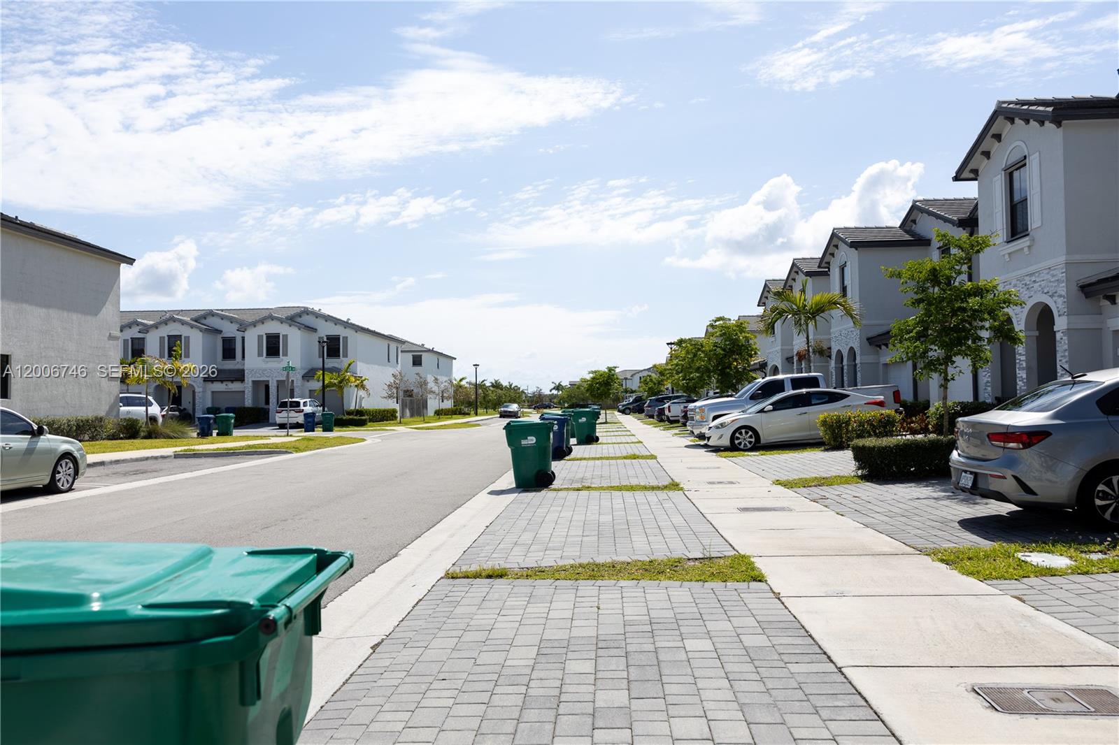 PINE ISLE - Residential