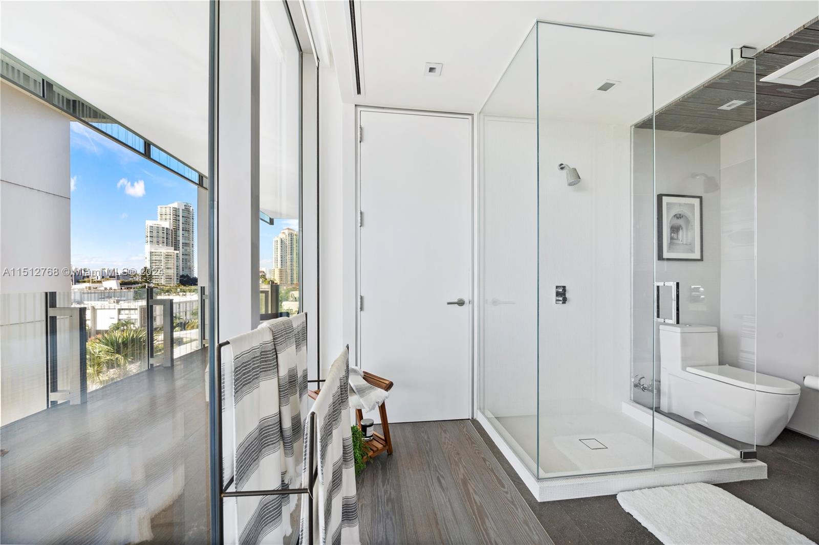 GLASS-SOUTH OF FIFTH - Residential