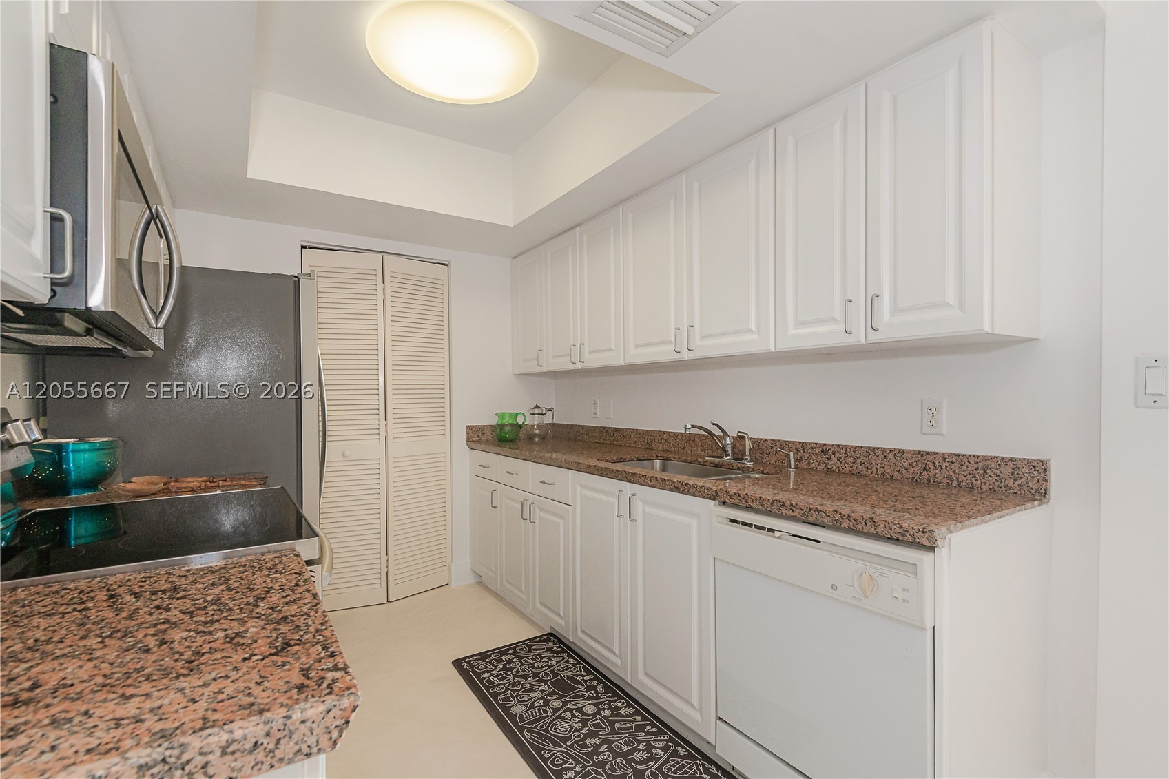 YACHT CLUB AT PORTOFINO C - Residential Lease