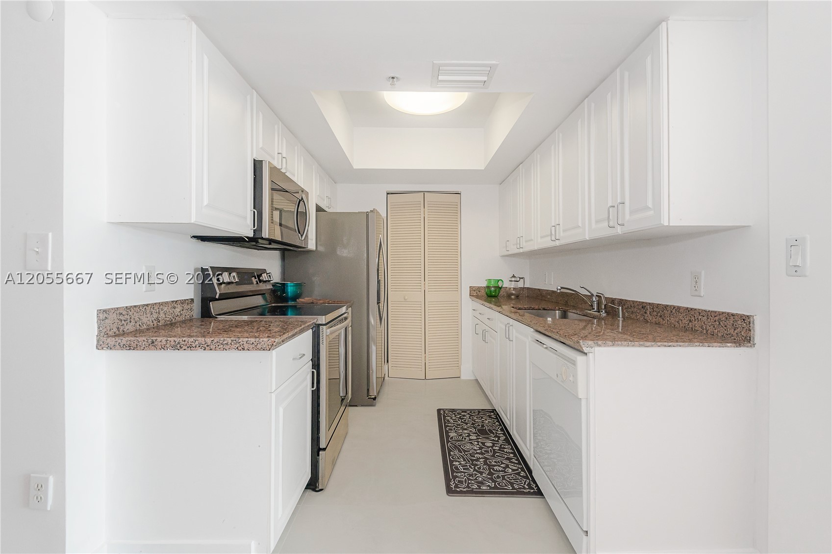YACHT CLUB AT PORTOFINO C - Residential Lease