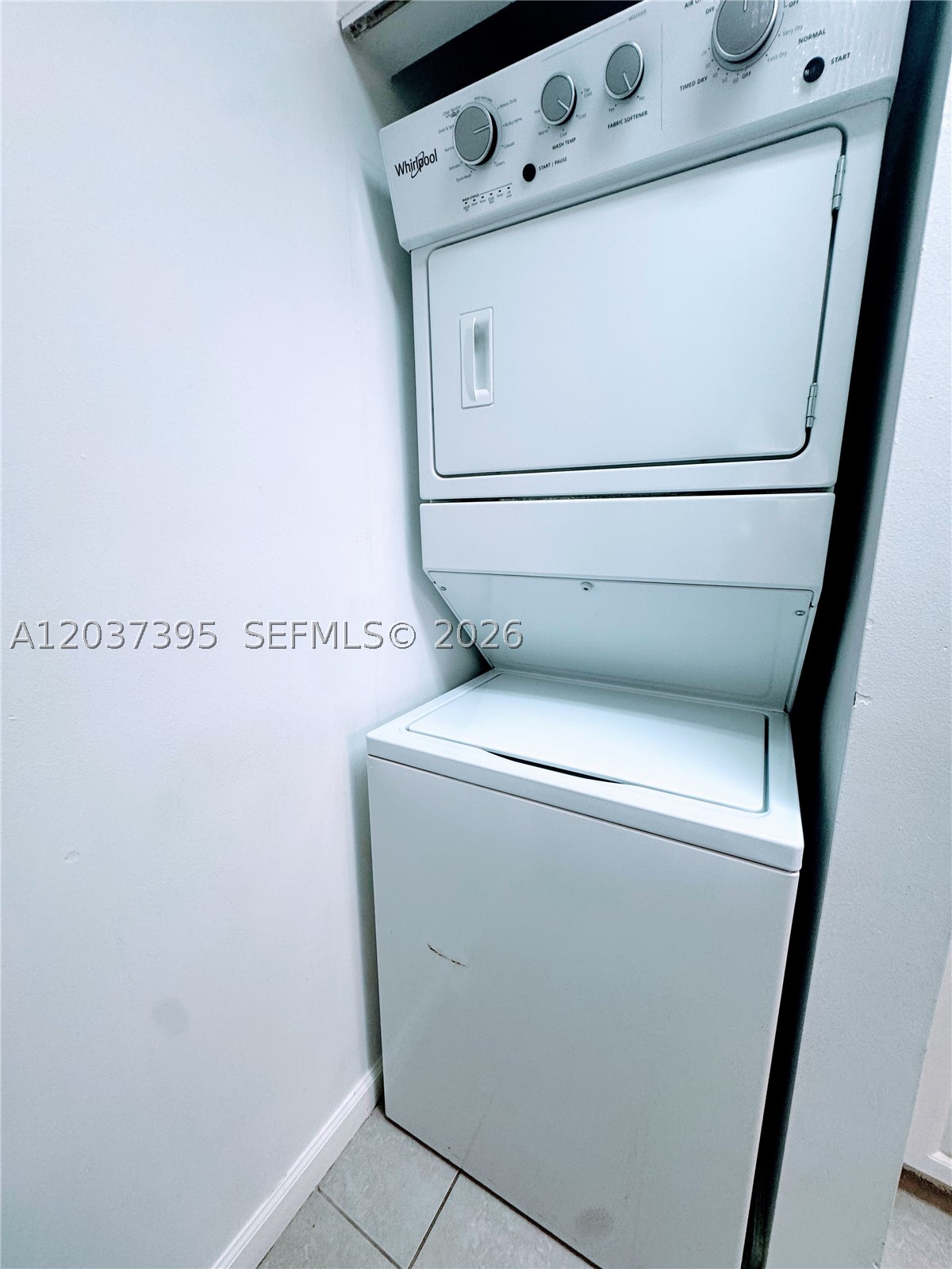 SHERIDAN EAST CONDO BLDG - Residential Lease