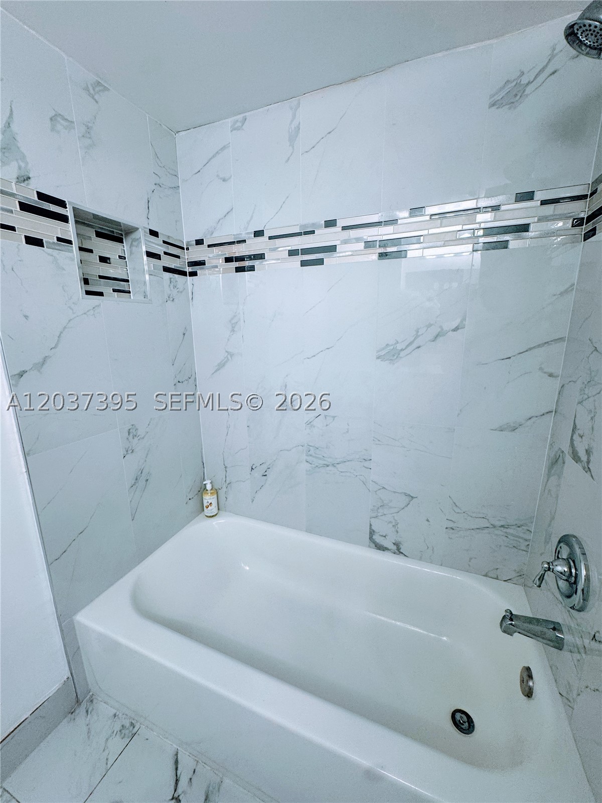 SHERIDAN EAST CONDO BLDG - Residential Lease