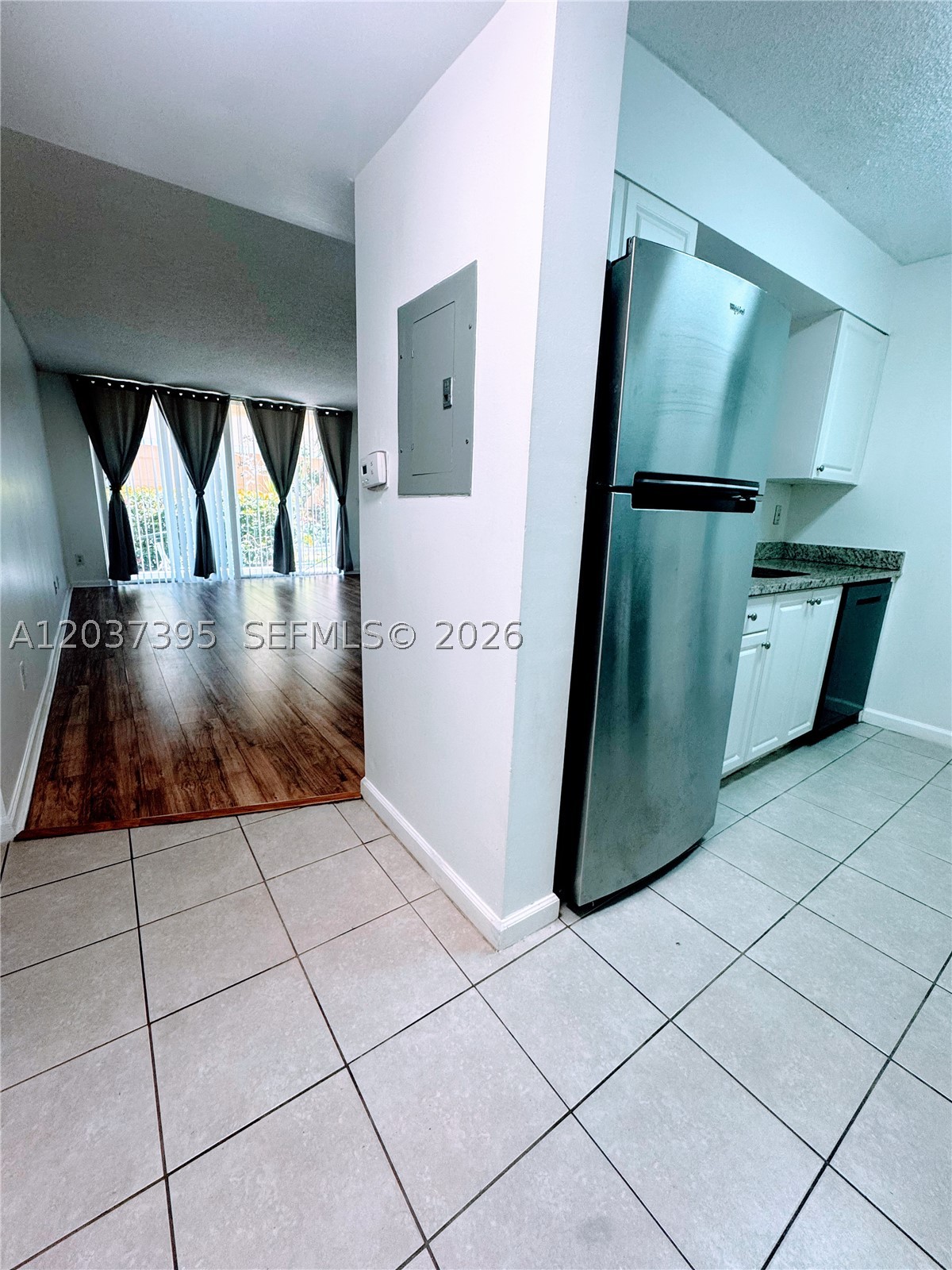 SHERIDAN EAST CONDO BLDG - Residential Lease