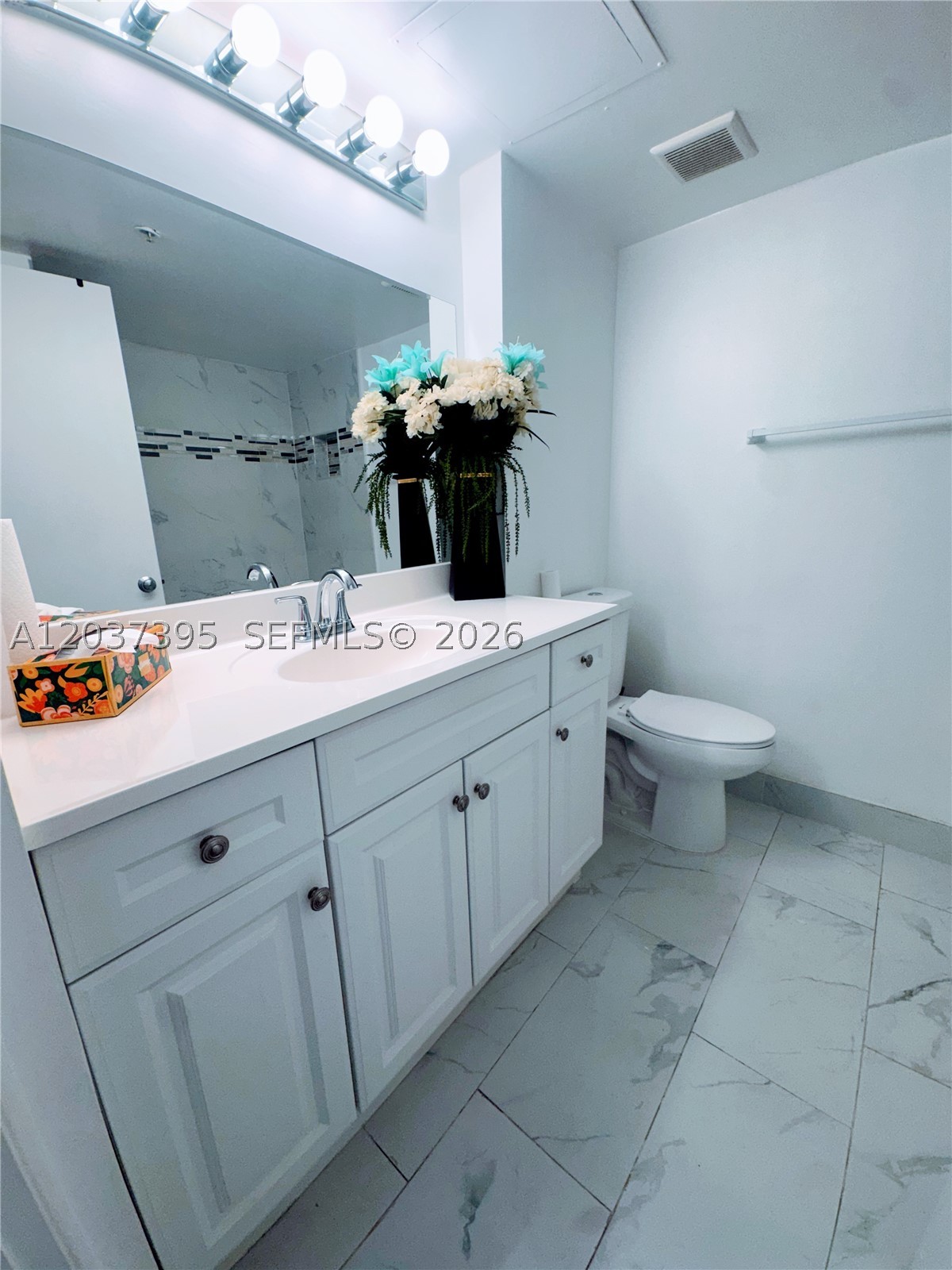 SHERIDAN EAST CONDO BLDG - Residential Lease